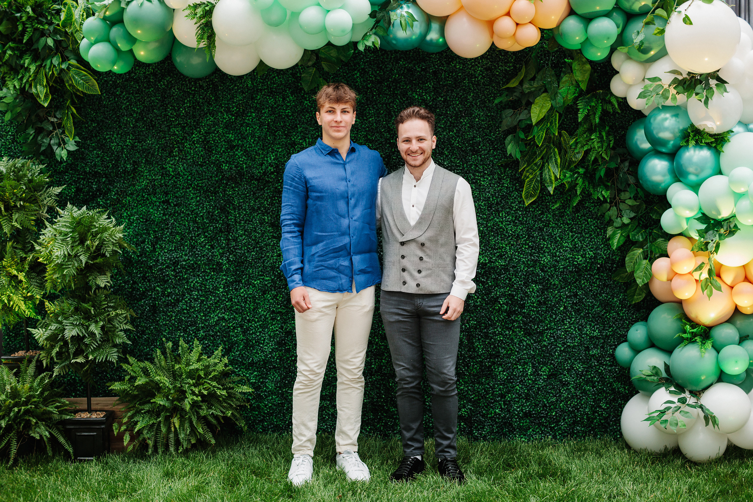 06.04.22 Graduation Party. Wedding family event photographer in Chicago Nick Yushevich