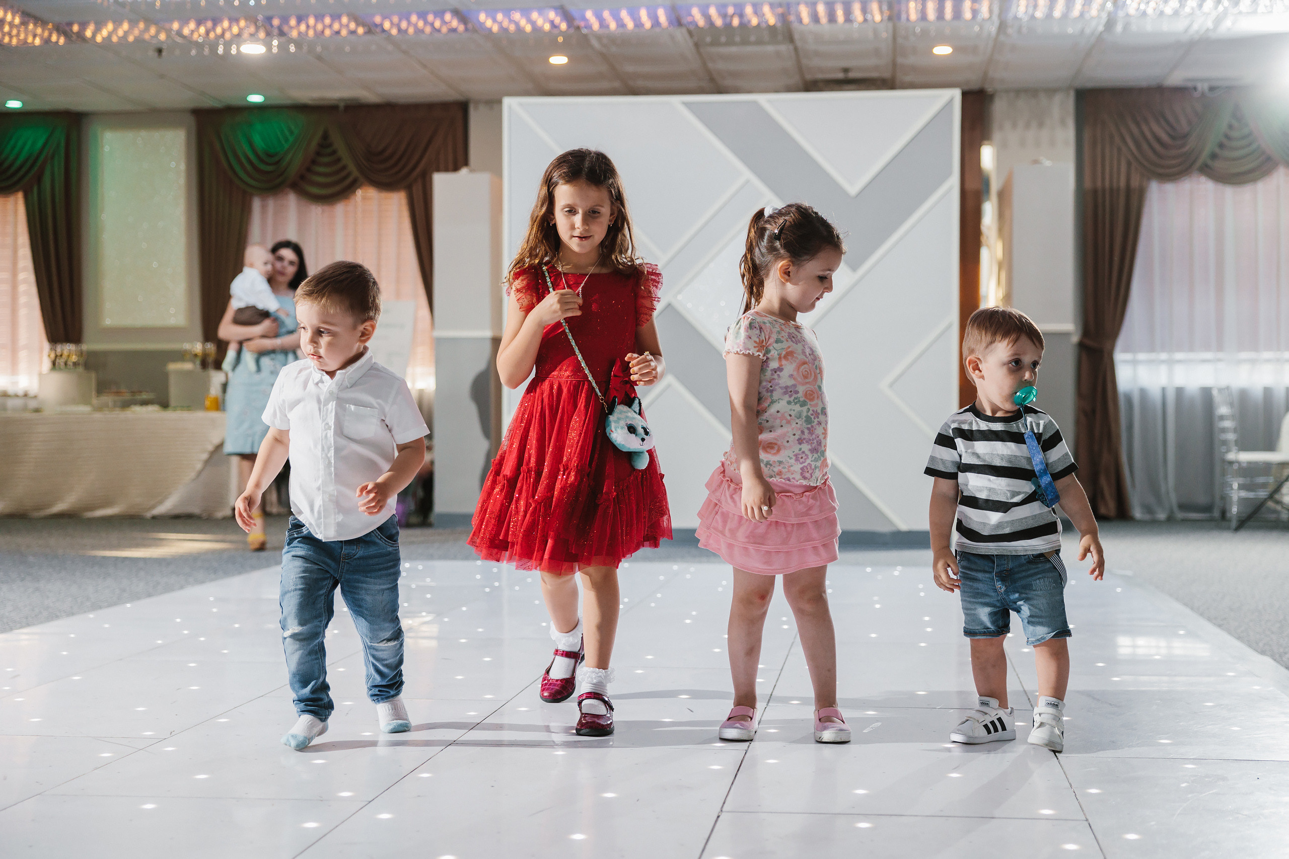 05292022 Cumetria. Wedding family event photographer in Chicago Nick Yushevich