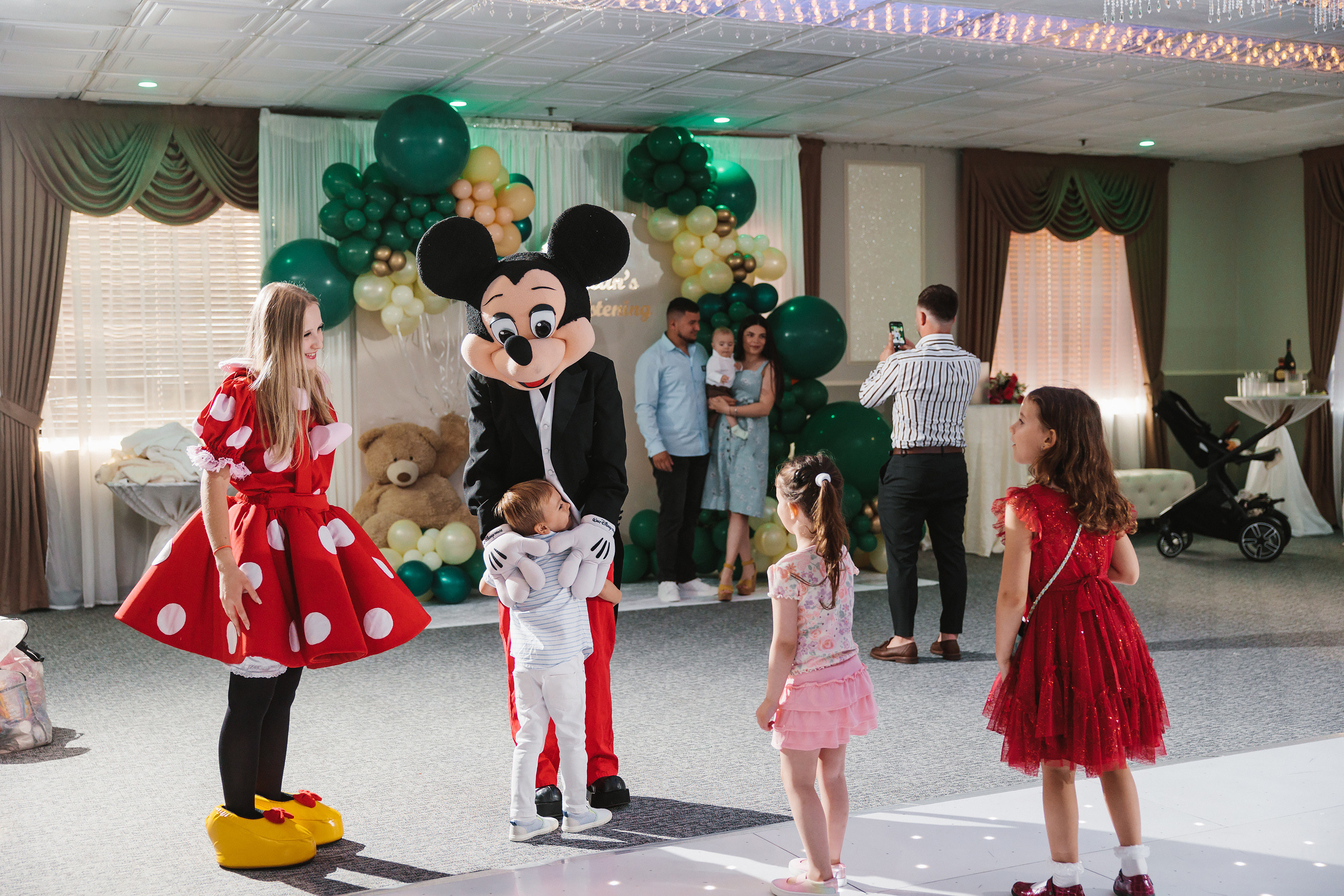 05292022 Cumetria. Wedding family event photographer in Chicago Nick Yushevich