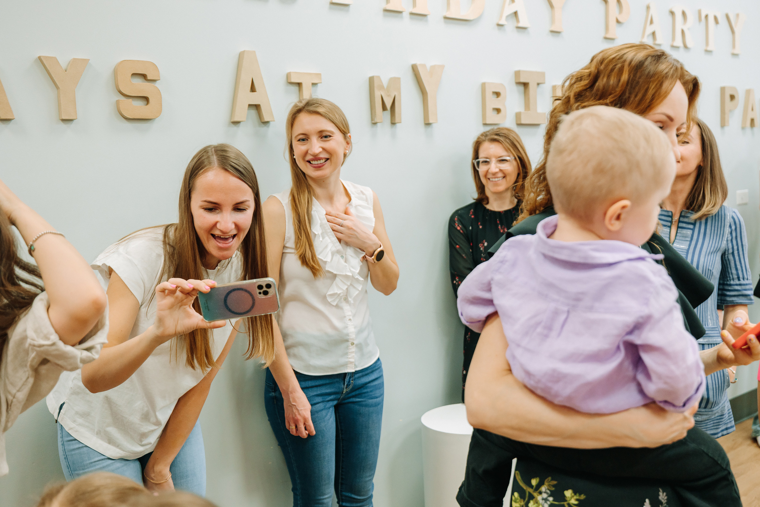 05.08.2022 First birthday. Wedding family event photographer in Chicago Nick Yushevich
