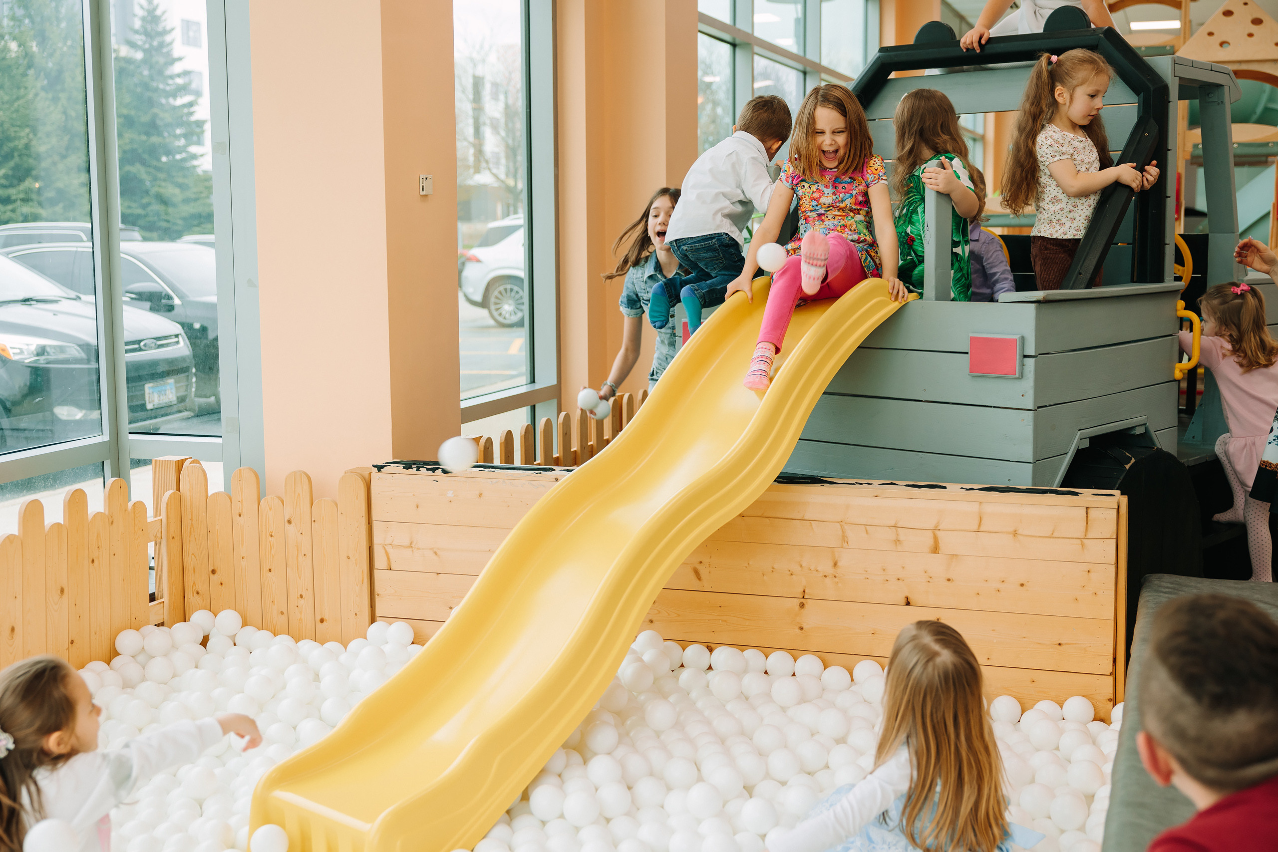 05.08.2022 First birthday. Wedding family event photographer in Chicago Nick Yushevich