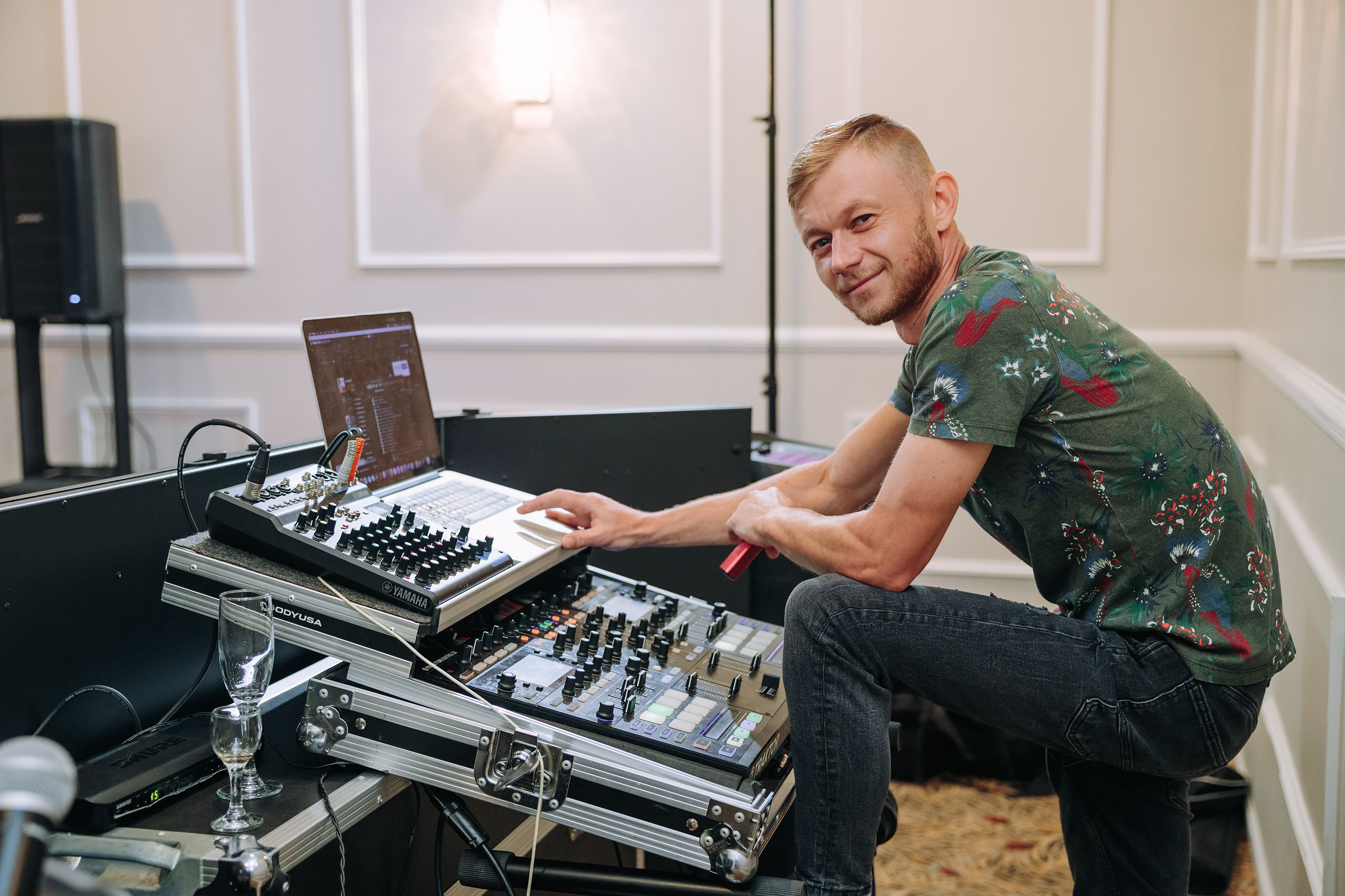 05.13.2022 Birthday Party. Wedding family event photographer in Chicago Nick Yushevich