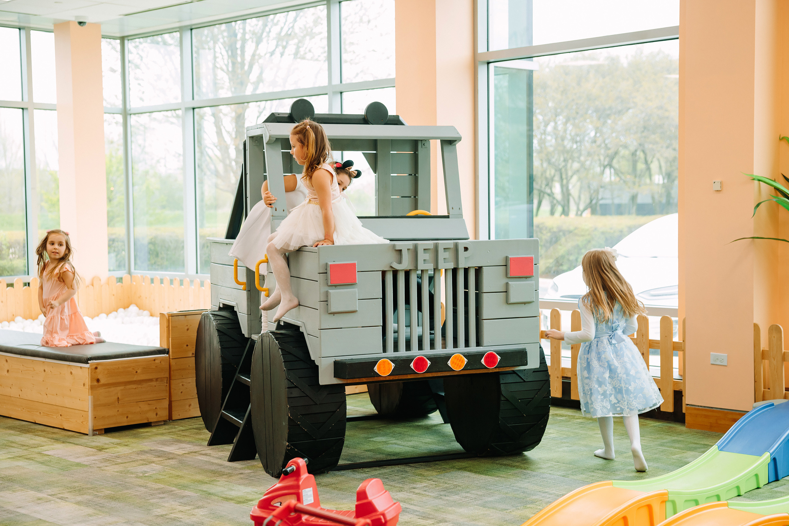 05.08.2022 First birthday. Wedding family event photographer in Chicago Nick Yushevich