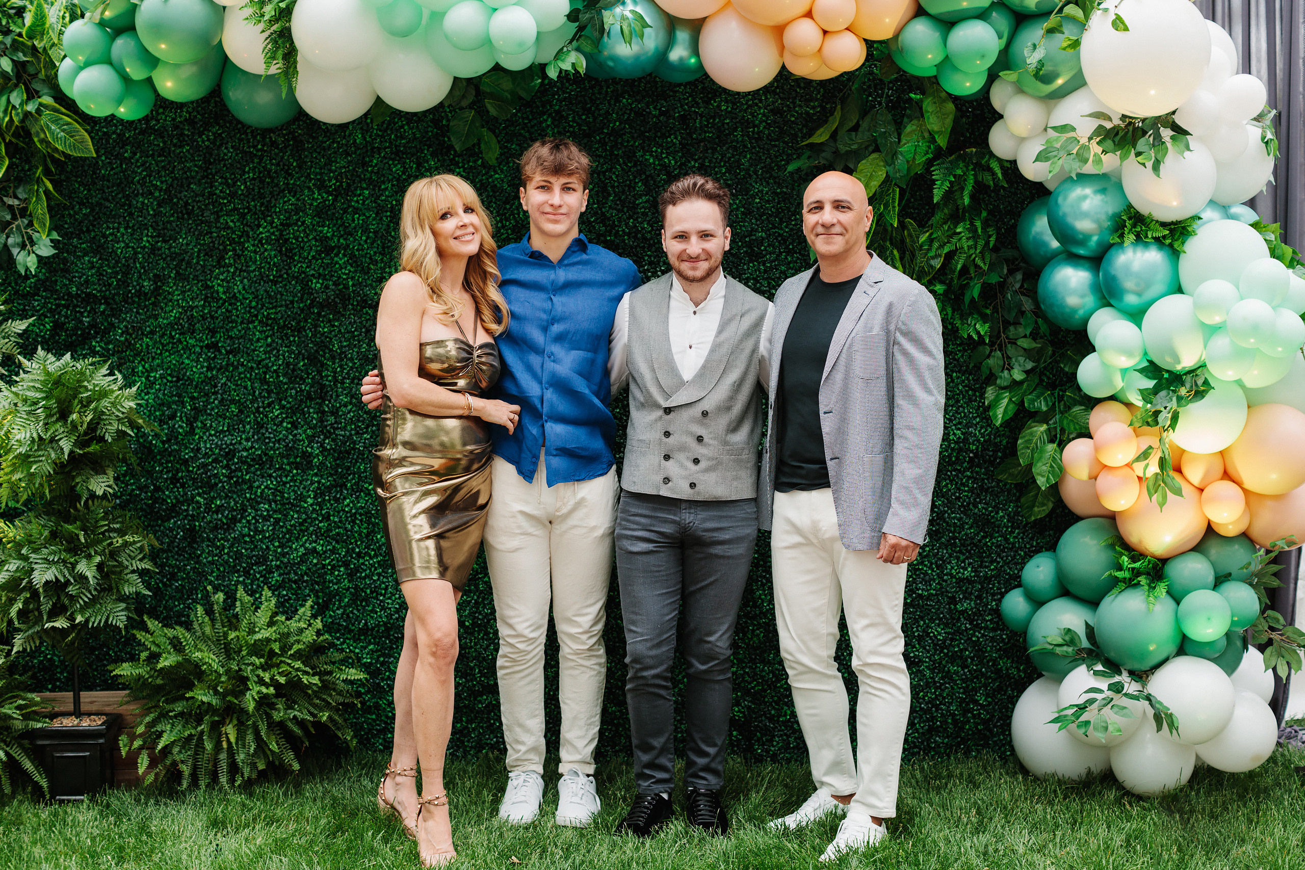 06.04.22 Graduation Party. Wedding family event photographer in Chicago Nick Yushevich