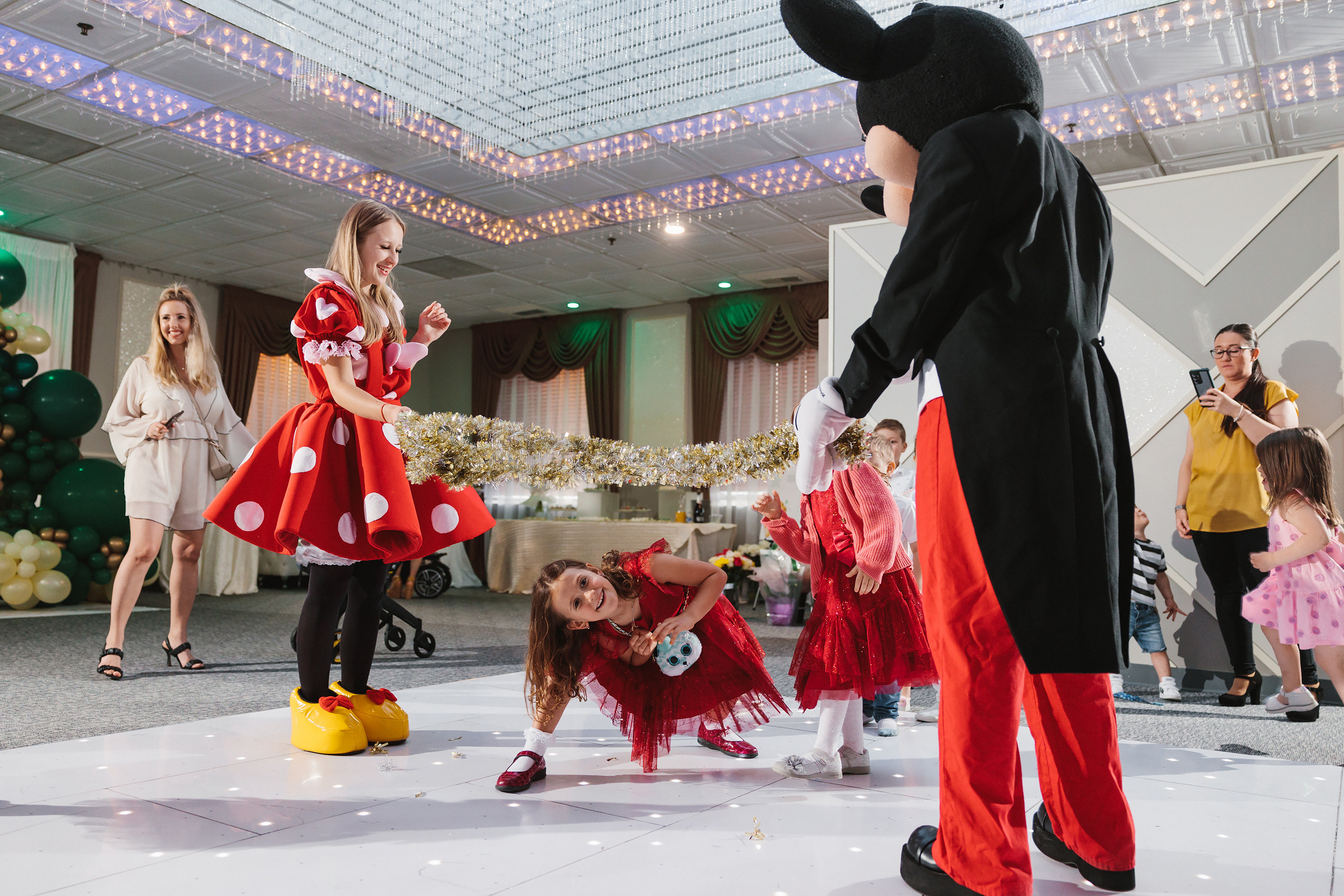 05292022 Cumetria. Wedding family event photographer in Chicago Nick Yushevich