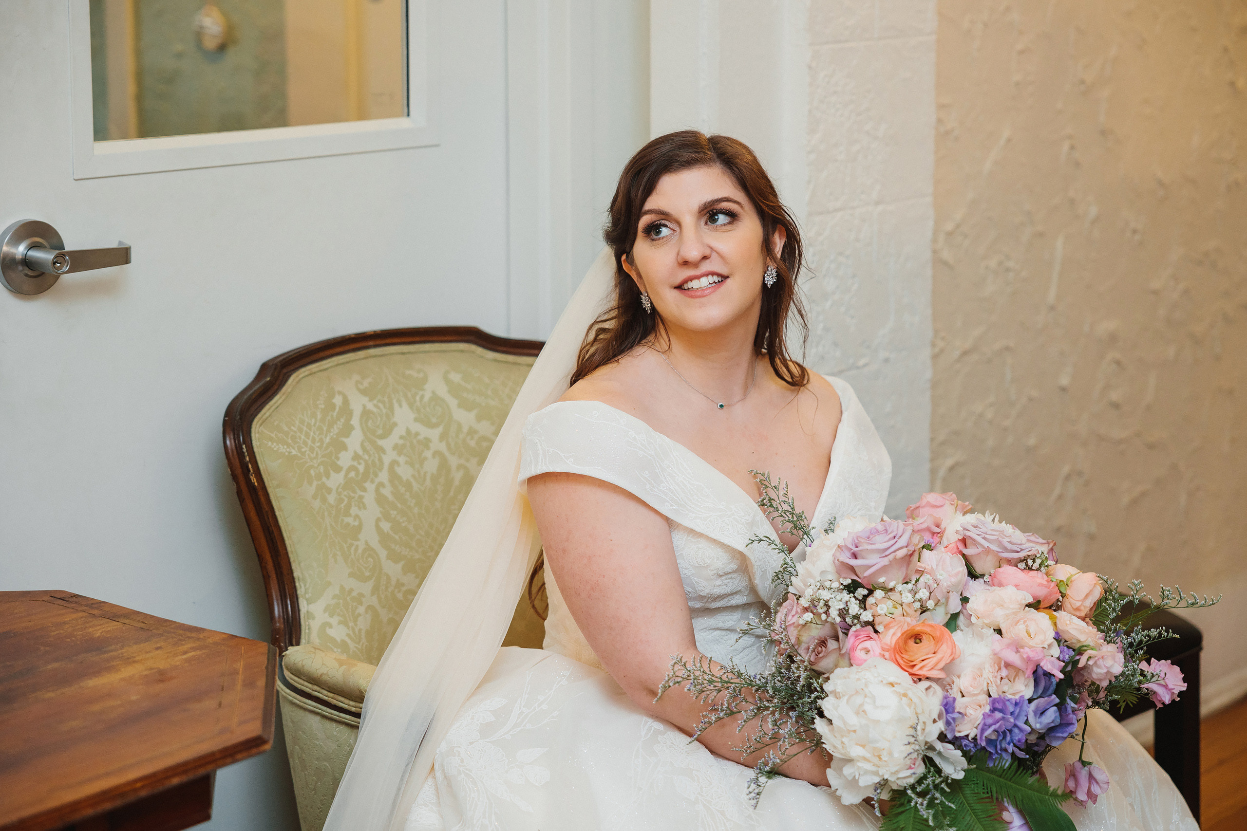 Vasilii & Samantha 04.30.2022. Wedding family event photographer in Chicago Nick Yushevich