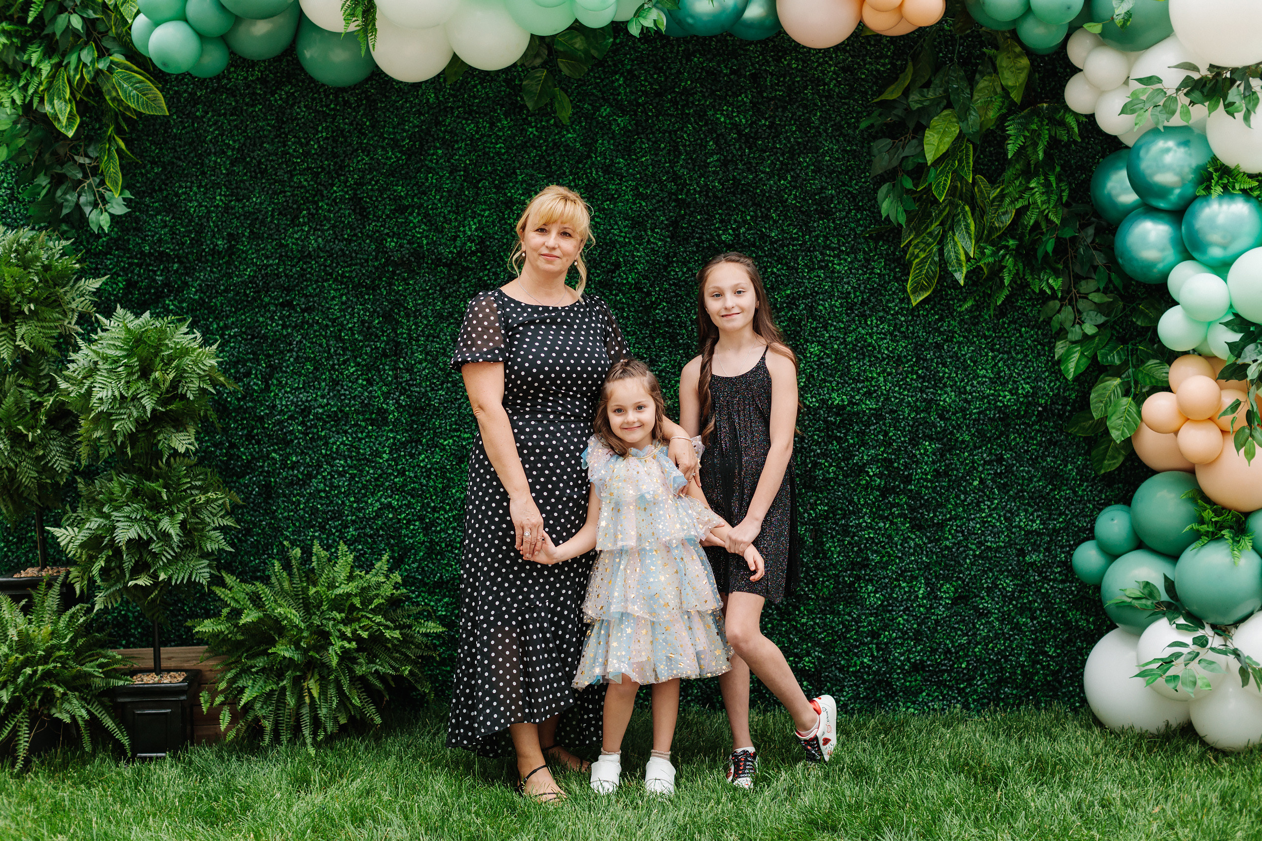 06.04.22 Graduation Party. Wedding family event photographer in Chicago Nick Yushevich