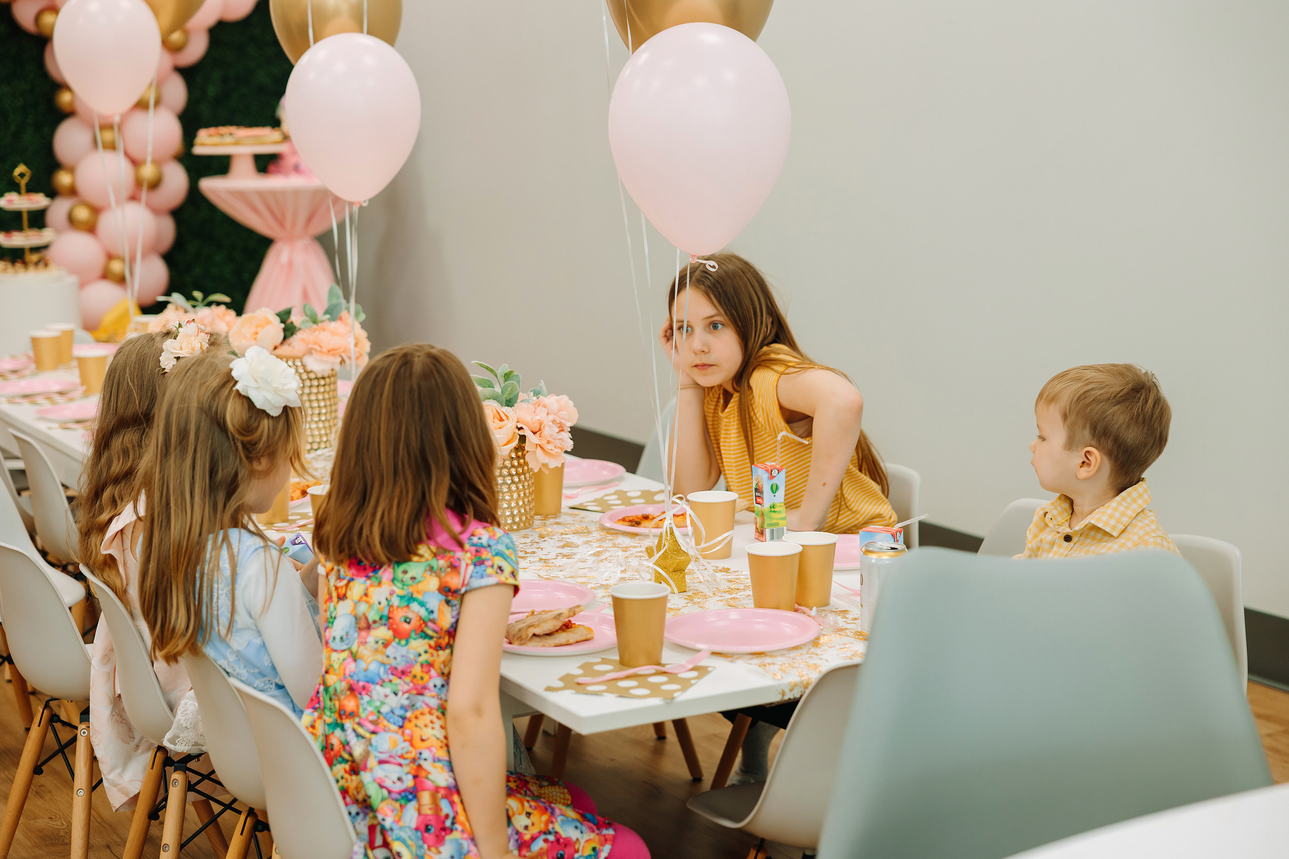 05.08.2022 First birthday. Wedding family event photographer in Chicago Nick Yushevich