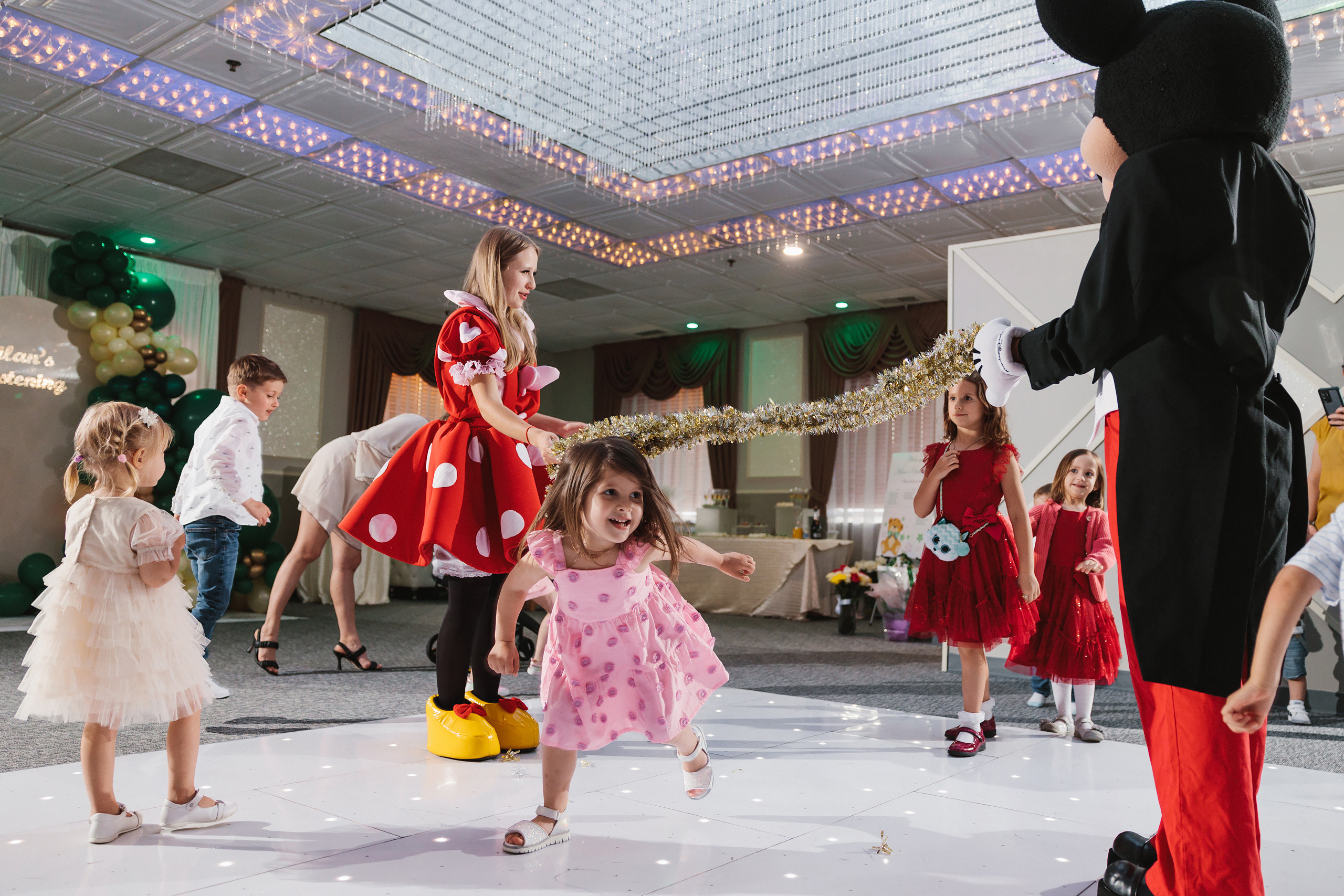 05292022 Cumetria. Wedding family event photographer in Chicago Nick Yushevich