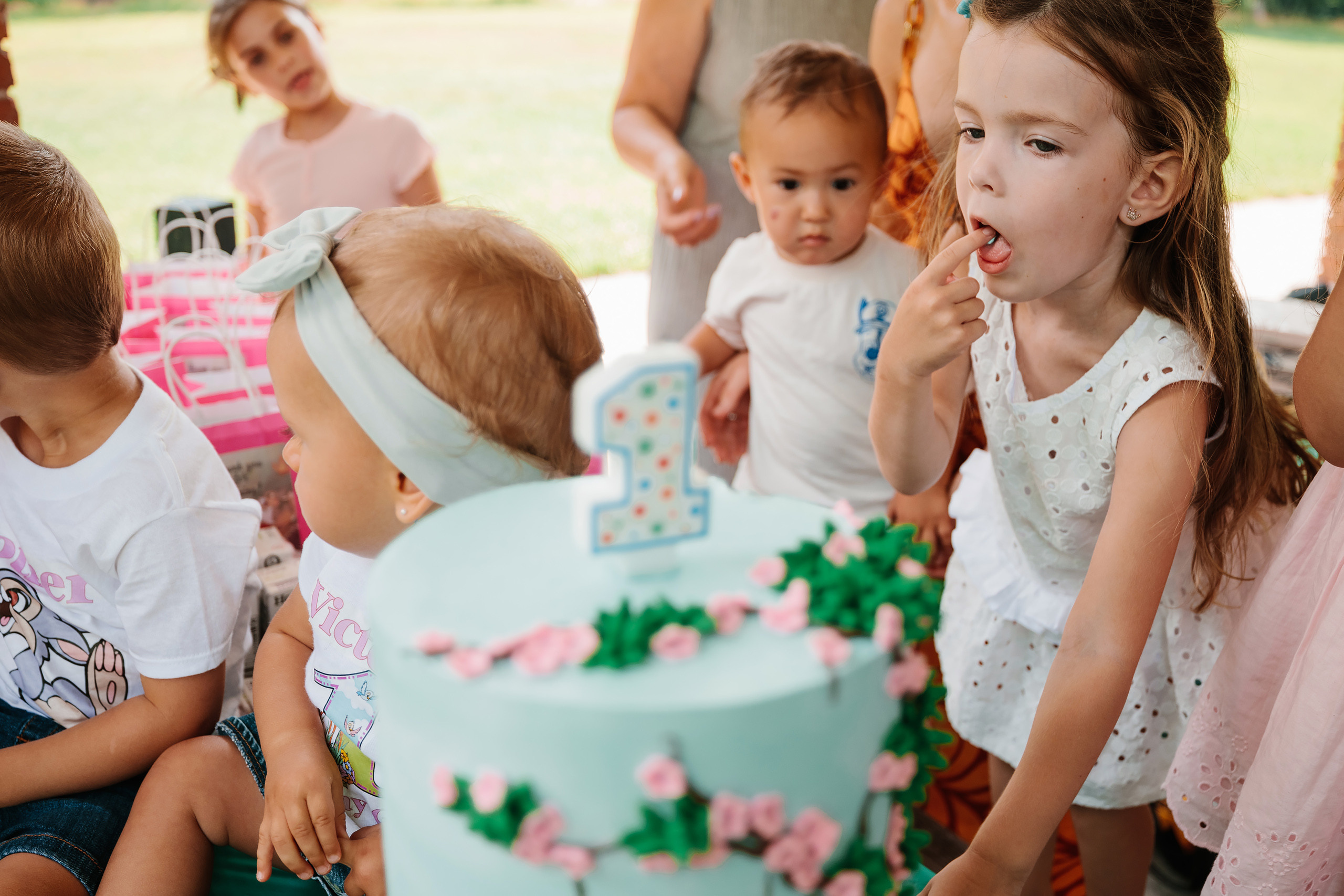 07.23.2022 First birthday. Wedding family event photographer in Chicago Nick Yushevich