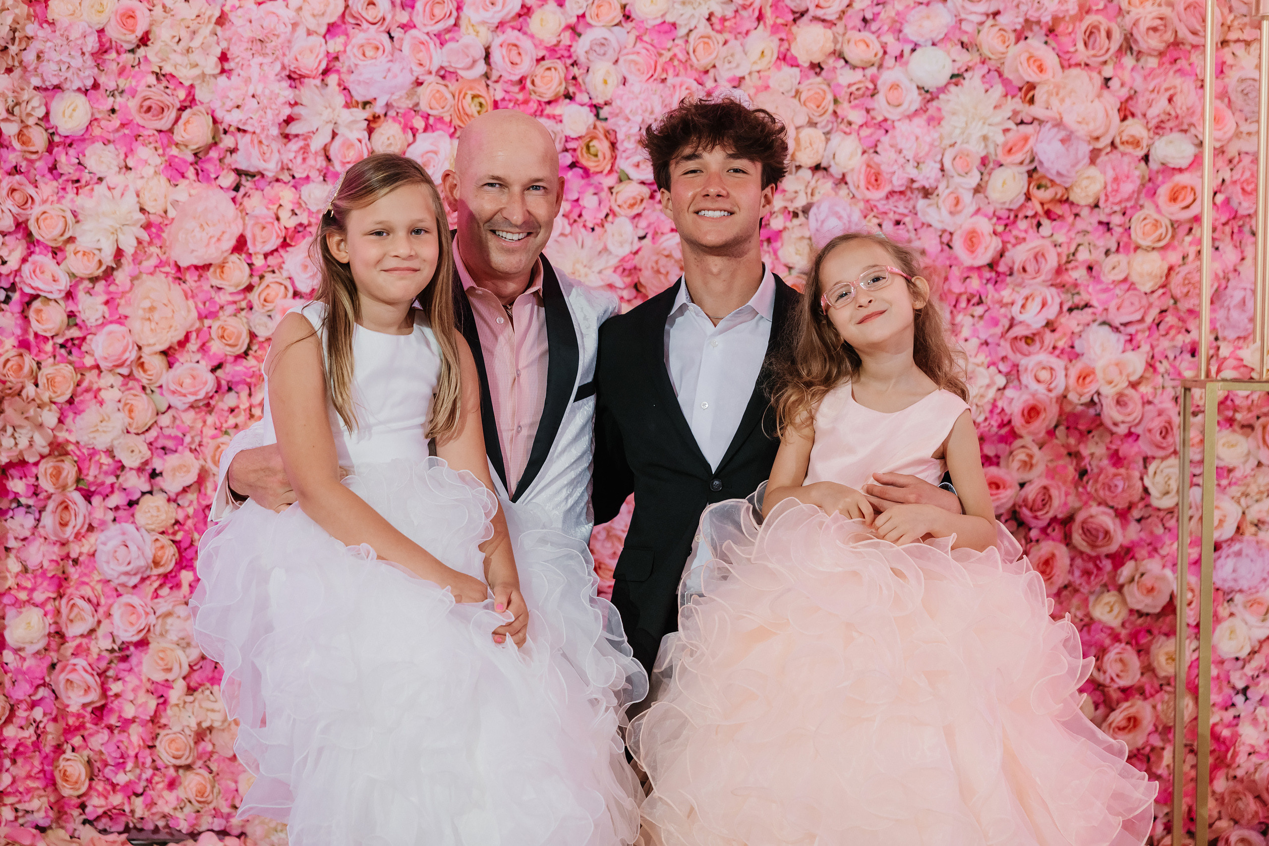 06.11.2022 Anniversary Party. Wedding family event photographer in Chicago Nick Yushevich