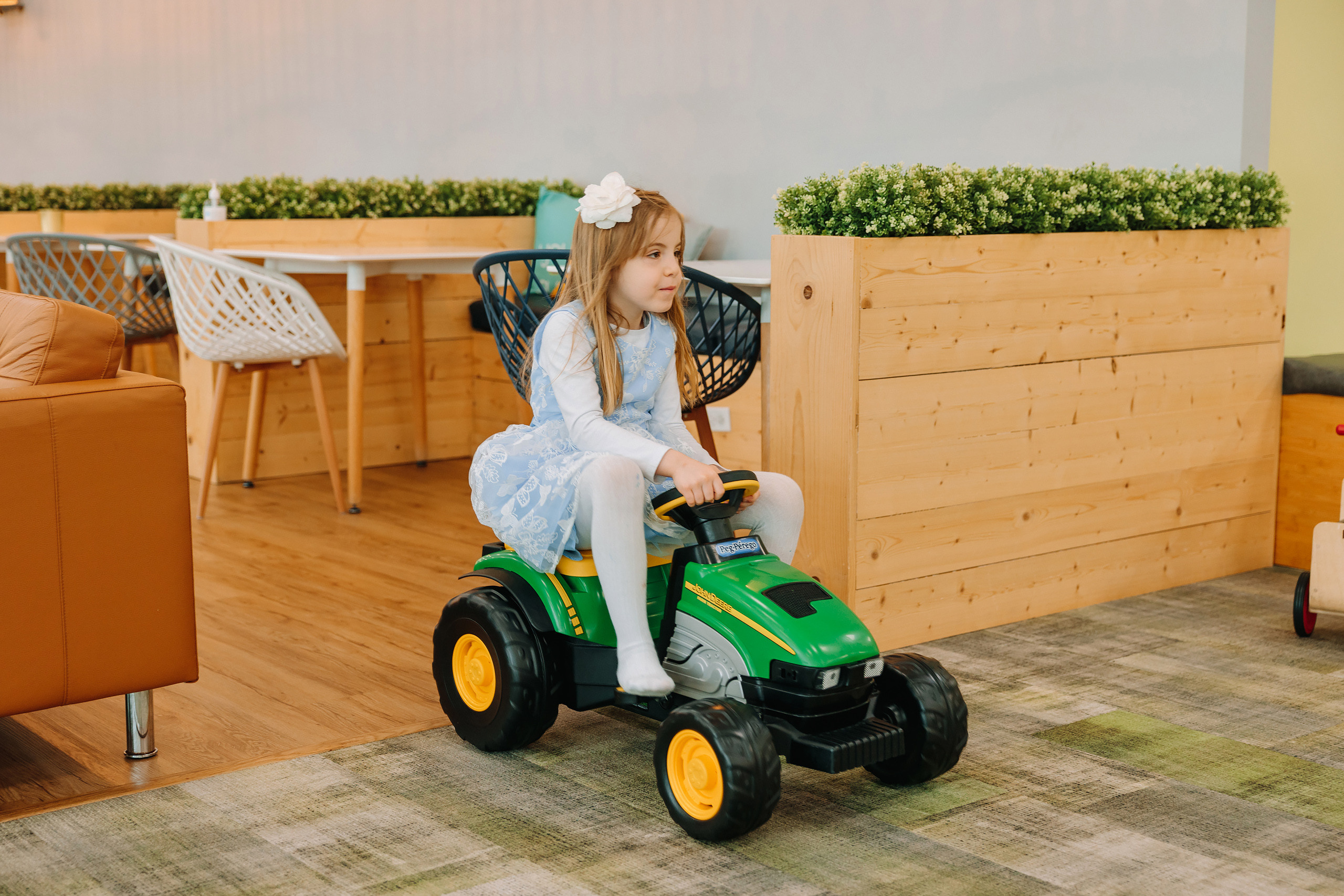 05.08.2022 First birthday. Wedding family event photographer in Chicago Nick Yushevich