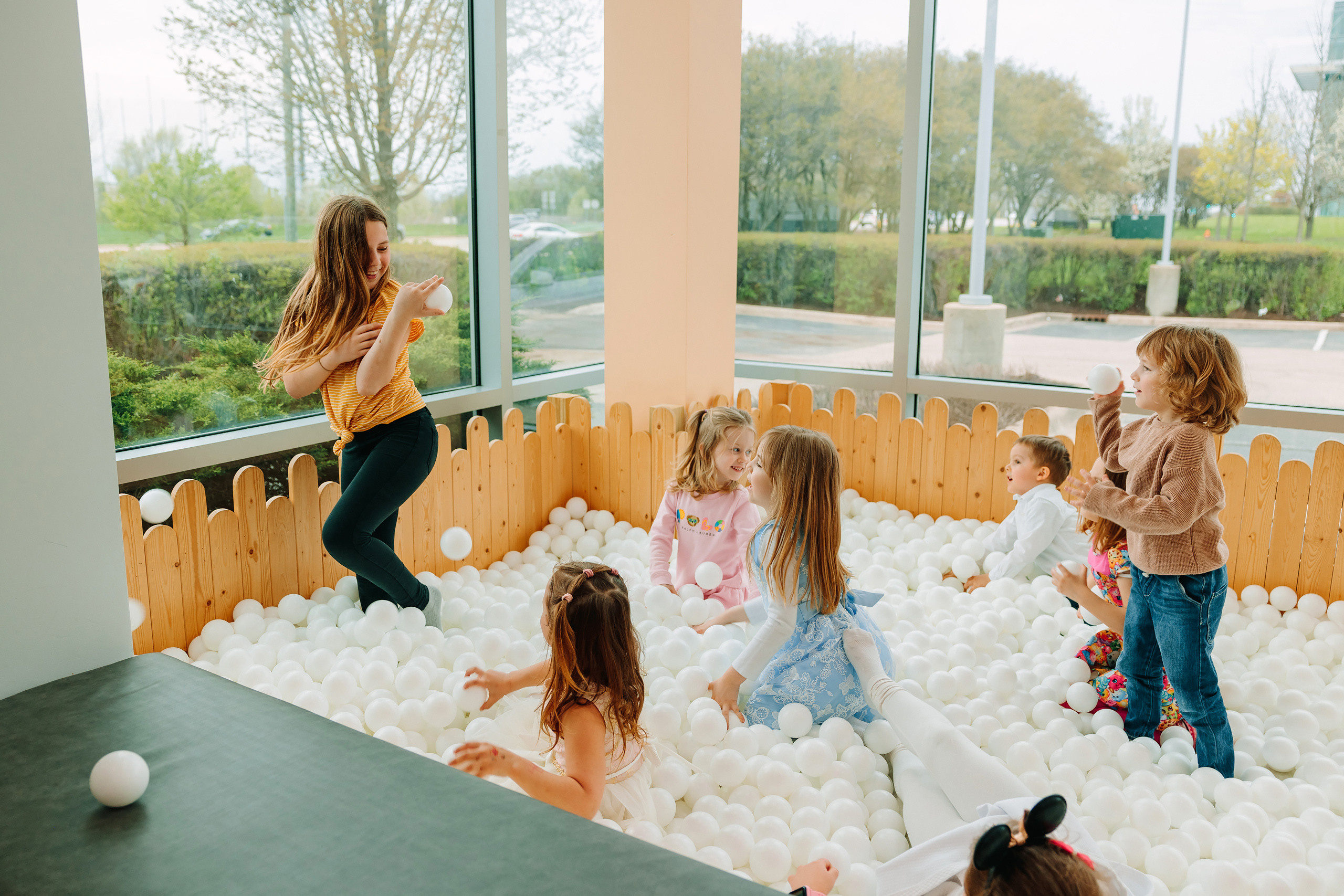 05.08.2022 First birthday. Wedding family event photographer in Chicago Nick Yushevich