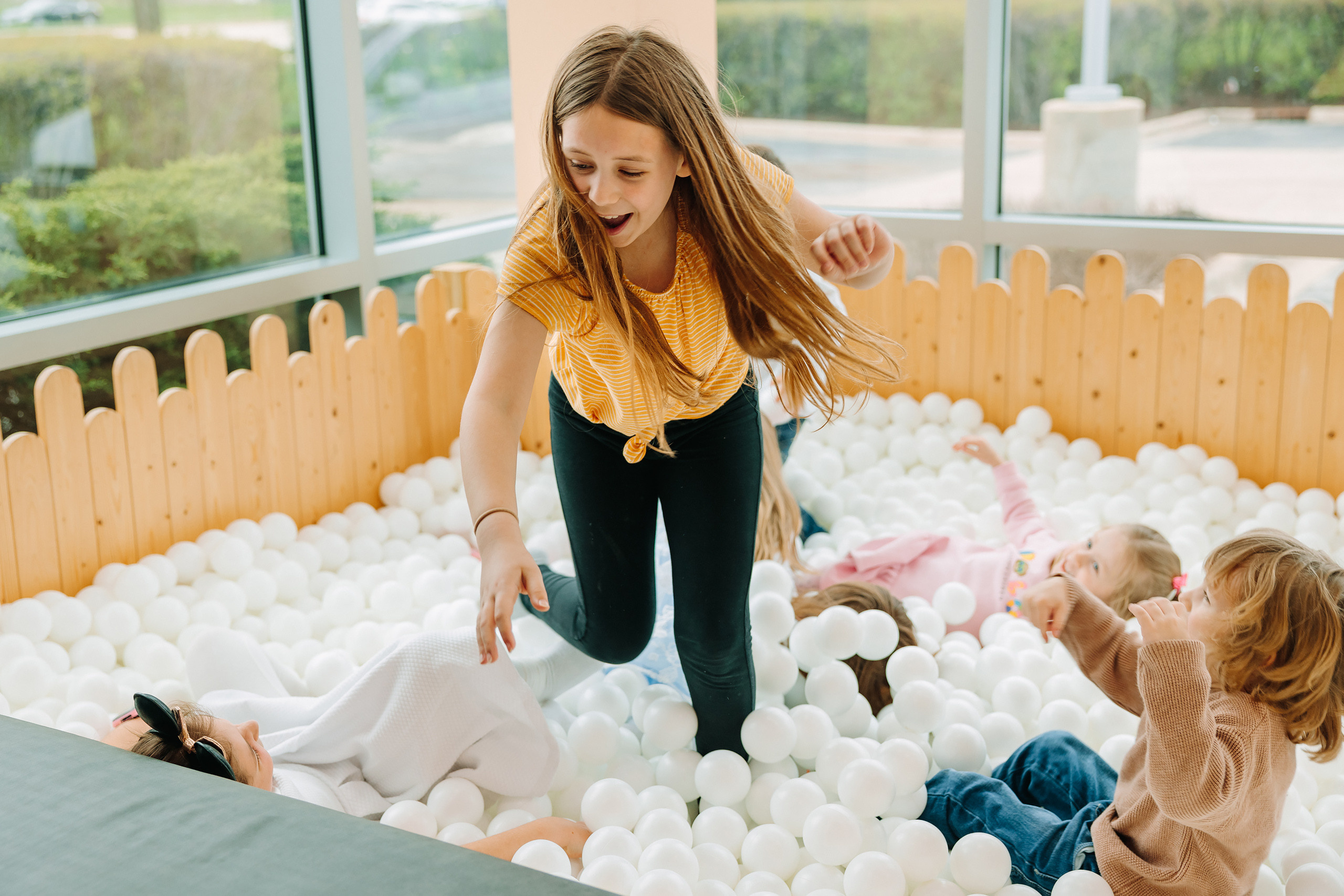 05.08.2022 First birthday. Wedding family event photographer in Chicago Nick Yushevich