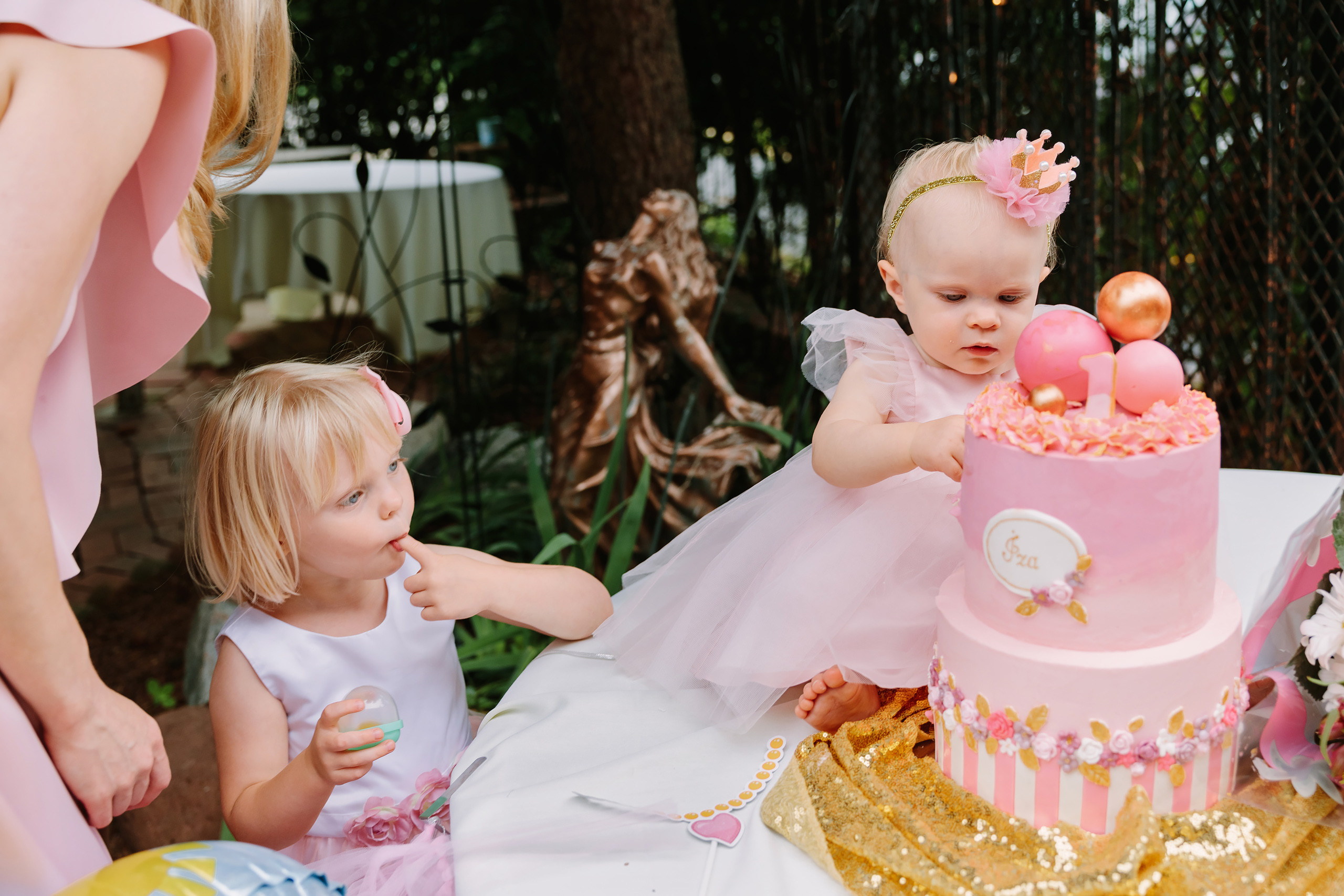 07.17.2022 First birthday. Wedding family event photographer in Chicago Nick Yushevich