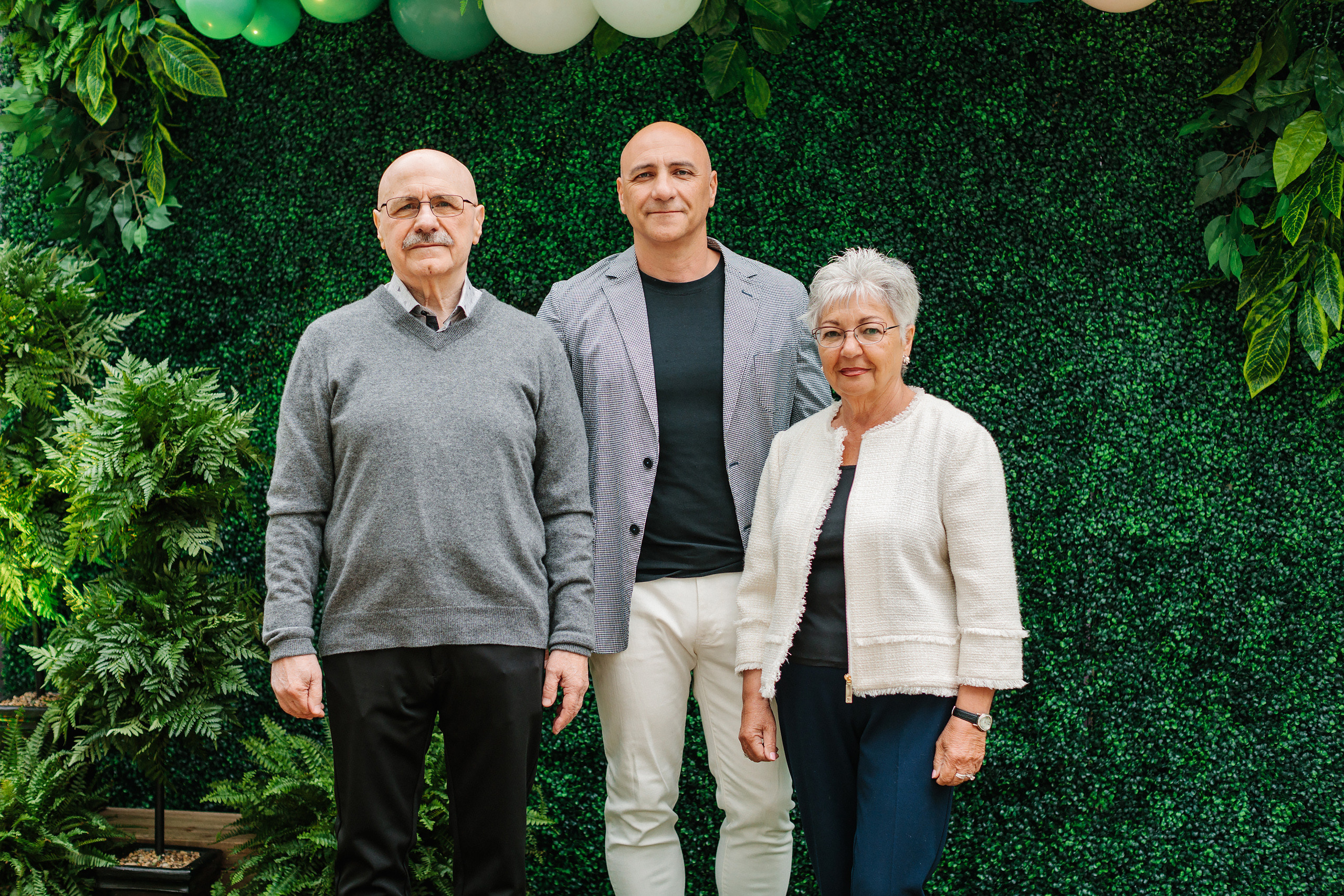 06.04.22 Graduation Party. Wedding family event photographer in Chicago Nick Yushevich