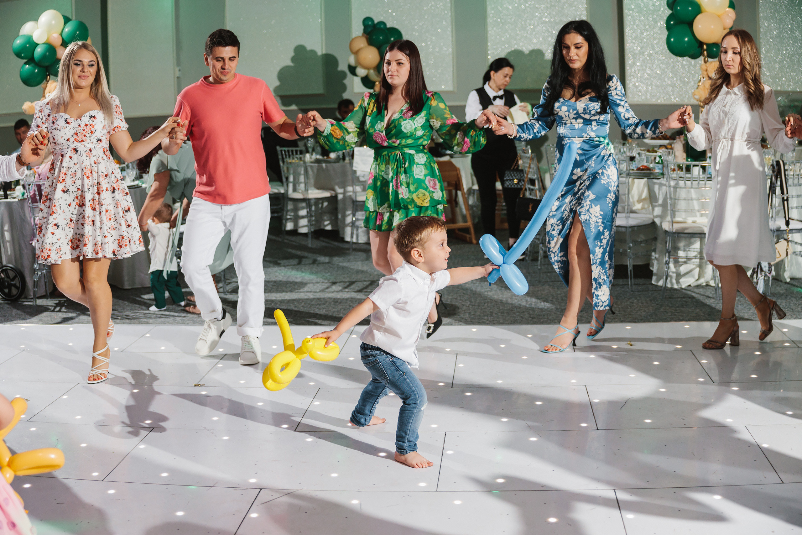 05292022 Cumetria. Wedding family event photographer in Chicago Nick Yushevich