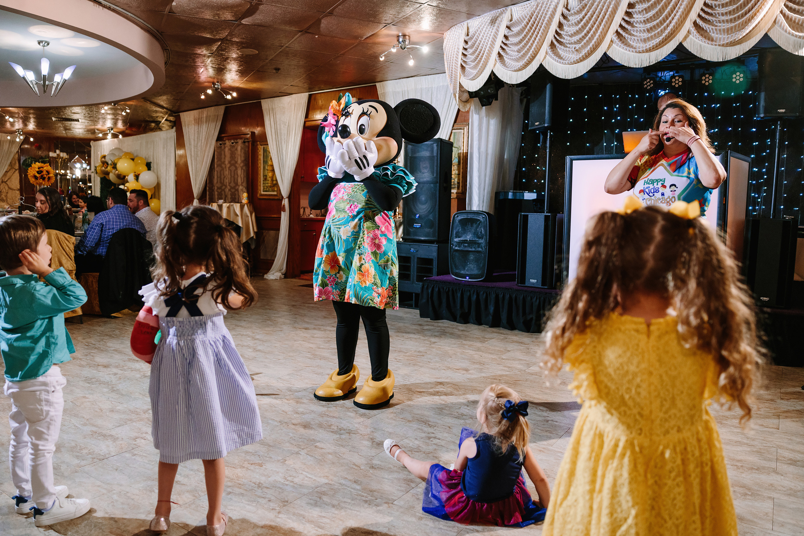 07.10.2022 First birthday. Wedding family event photographer in Chicago Nick Yushevich