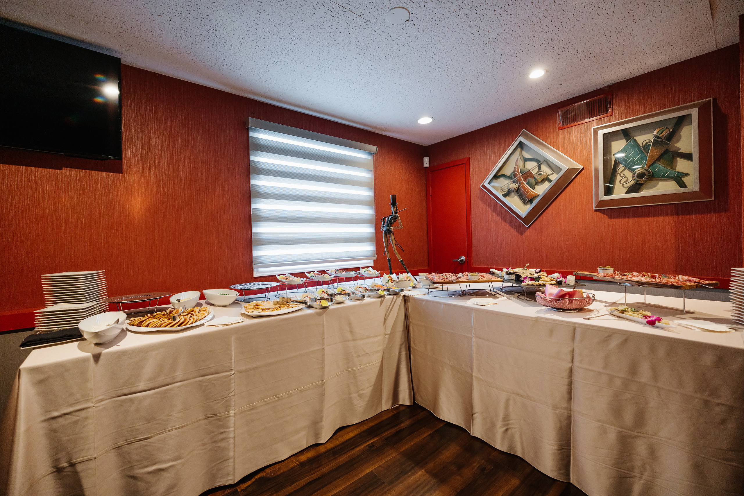 06.11.2022 Anniversary Party. Wedding family event photographer in Chicago Nick Yushevich