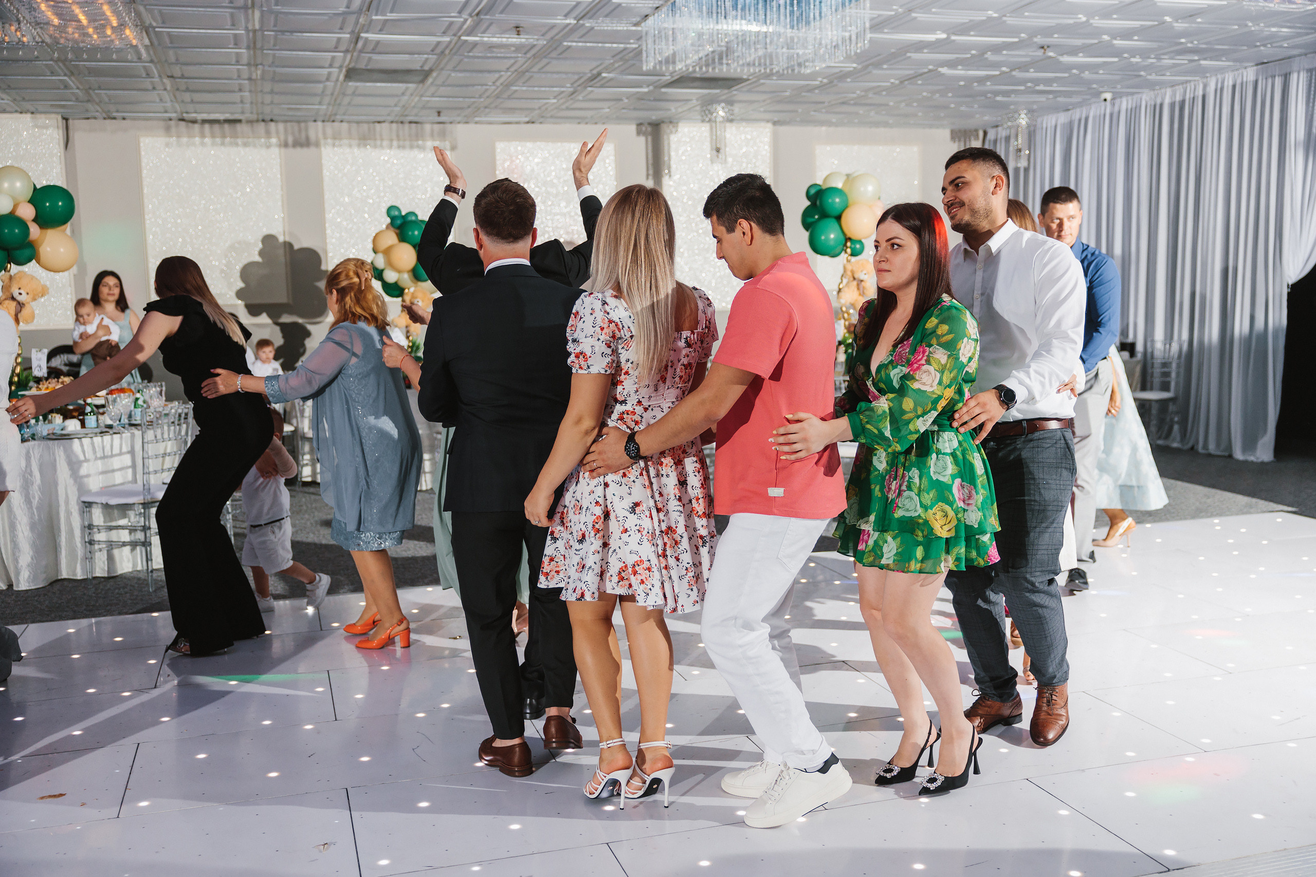 05292022 Cumetria. Wedding family event photographer in Chicago Nick Yushevich