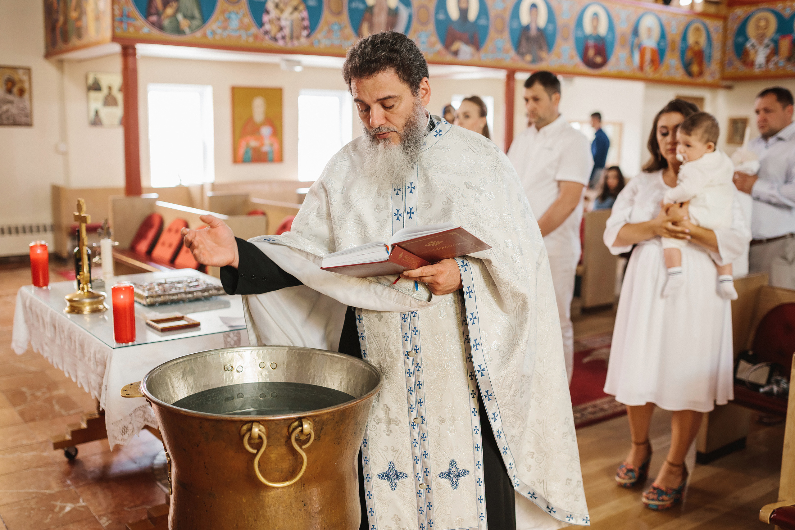 29.05.22 Christening. Wedding family event photographer in Chicago Nick Yushevich