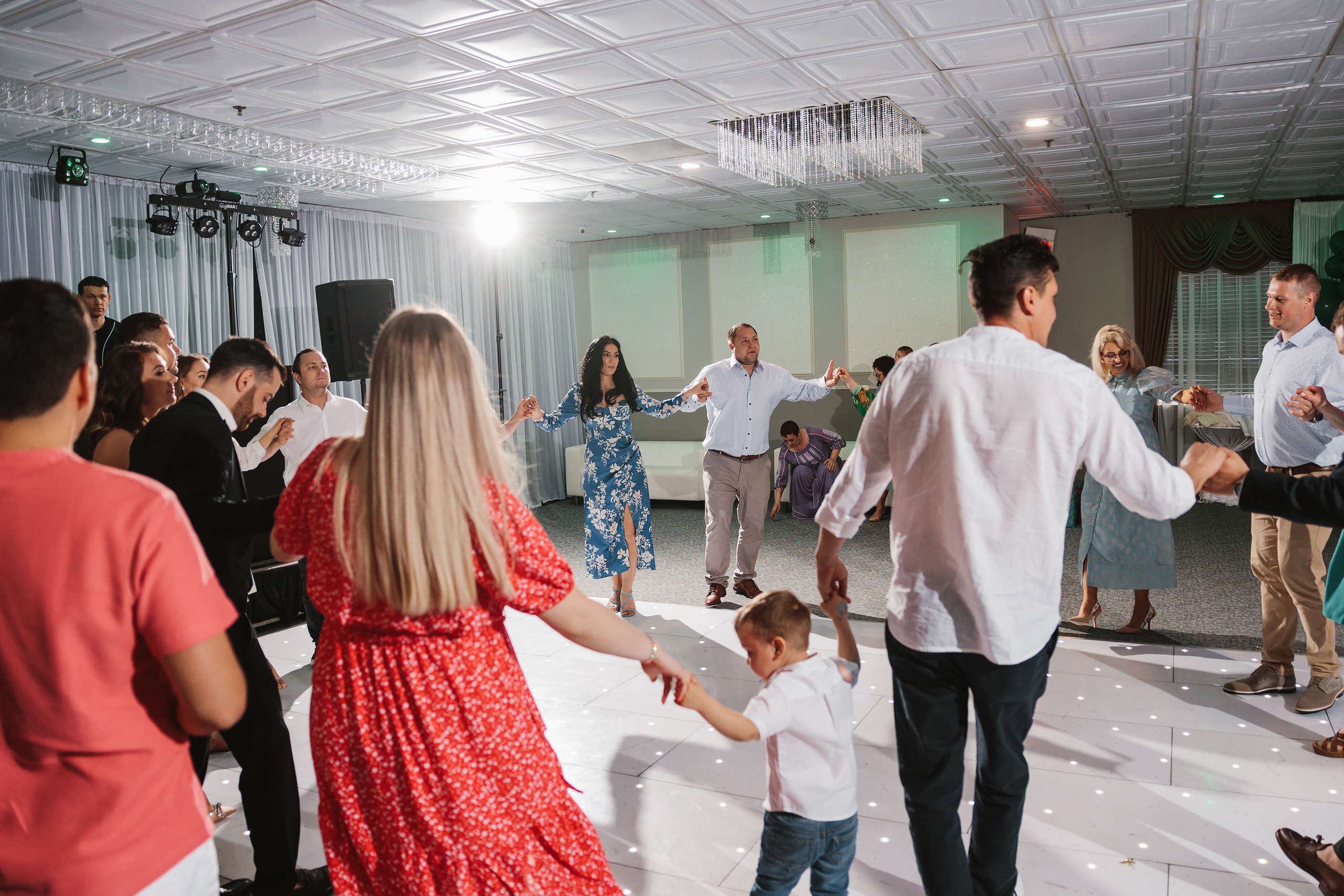 05292022 Cumetria. Wedding family event photographer in Chicago Nick Yushevich