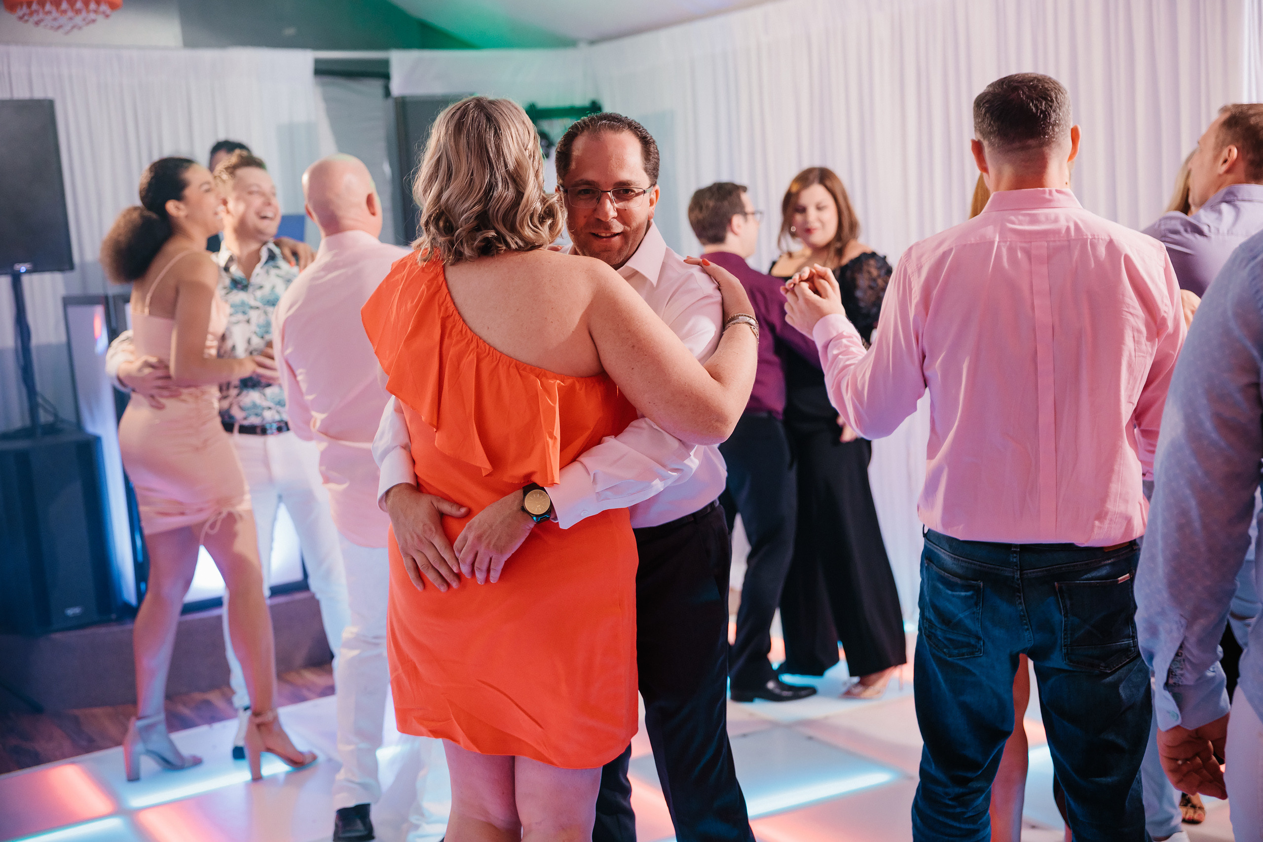 06.11.2022 Anniversary Party. Wedding family event photographer in Chicago Nick Yushevich