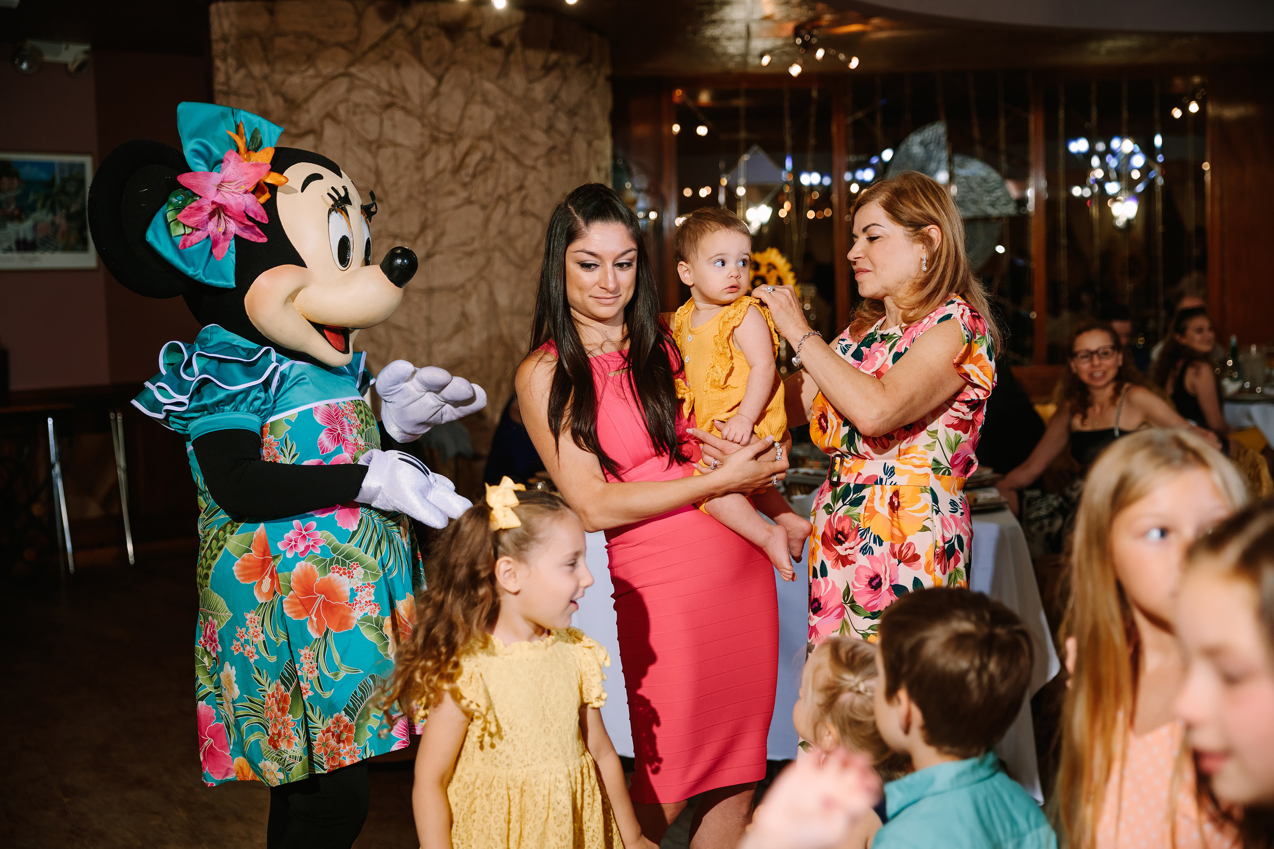 07.10.2022 First birthday. Wedding family event photographer in Chicago Nick Yushevich