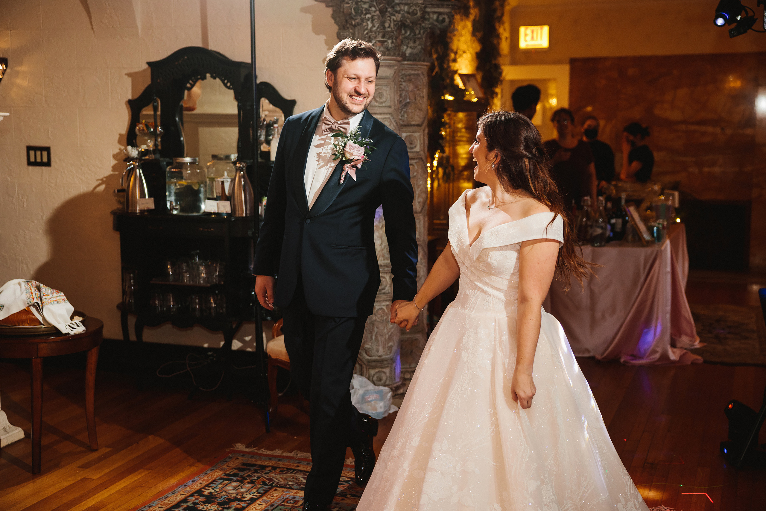 Vasilii & Samantha 04.30.2022. Wedding family event photographer in Chicago Nick Yushevich