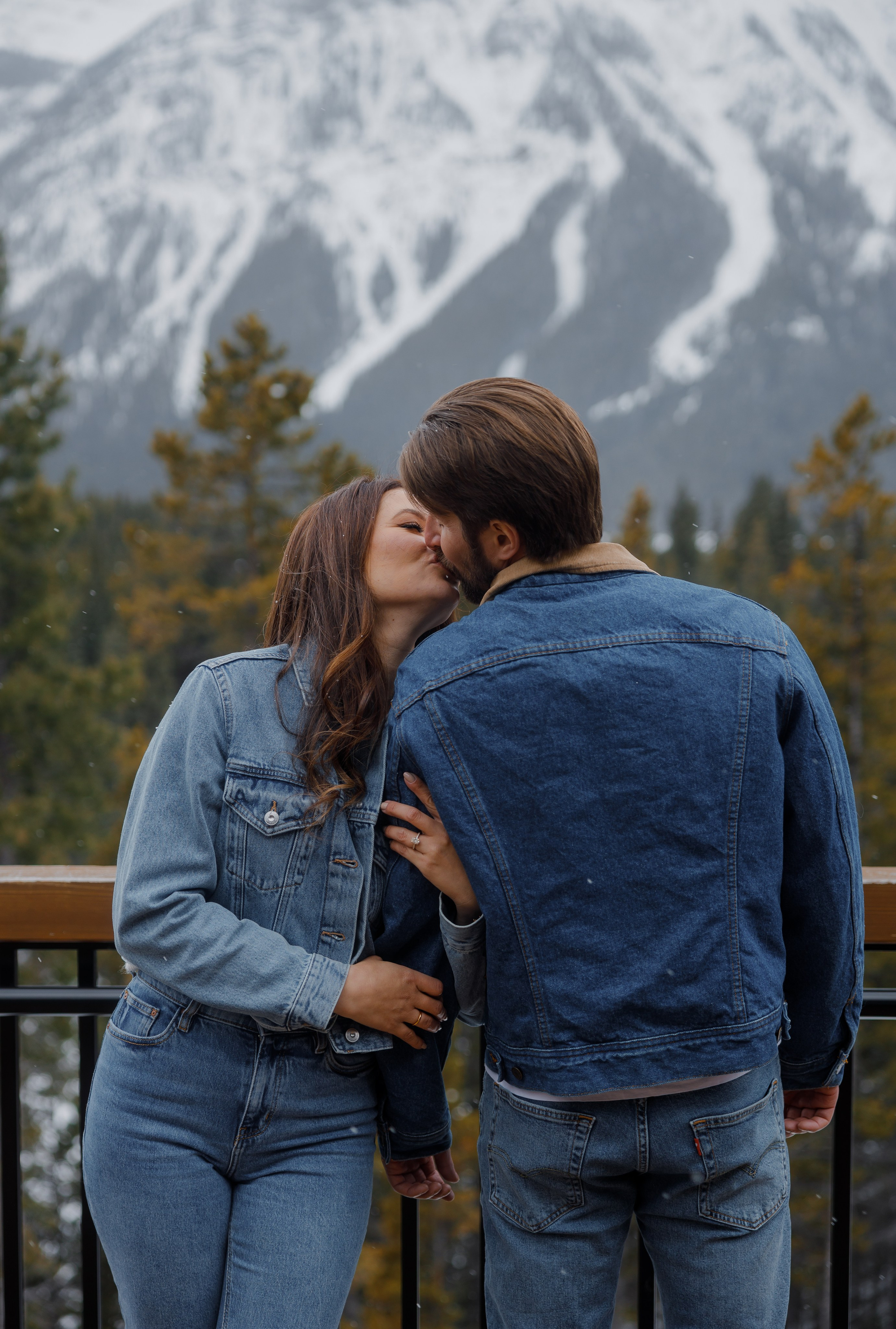 Ski engagement session. Home