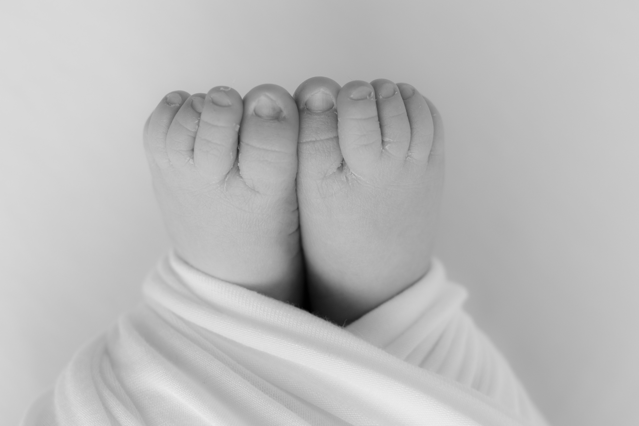 Nouveau-né. Photographe grossesse et nouveau-né a La Ciotat