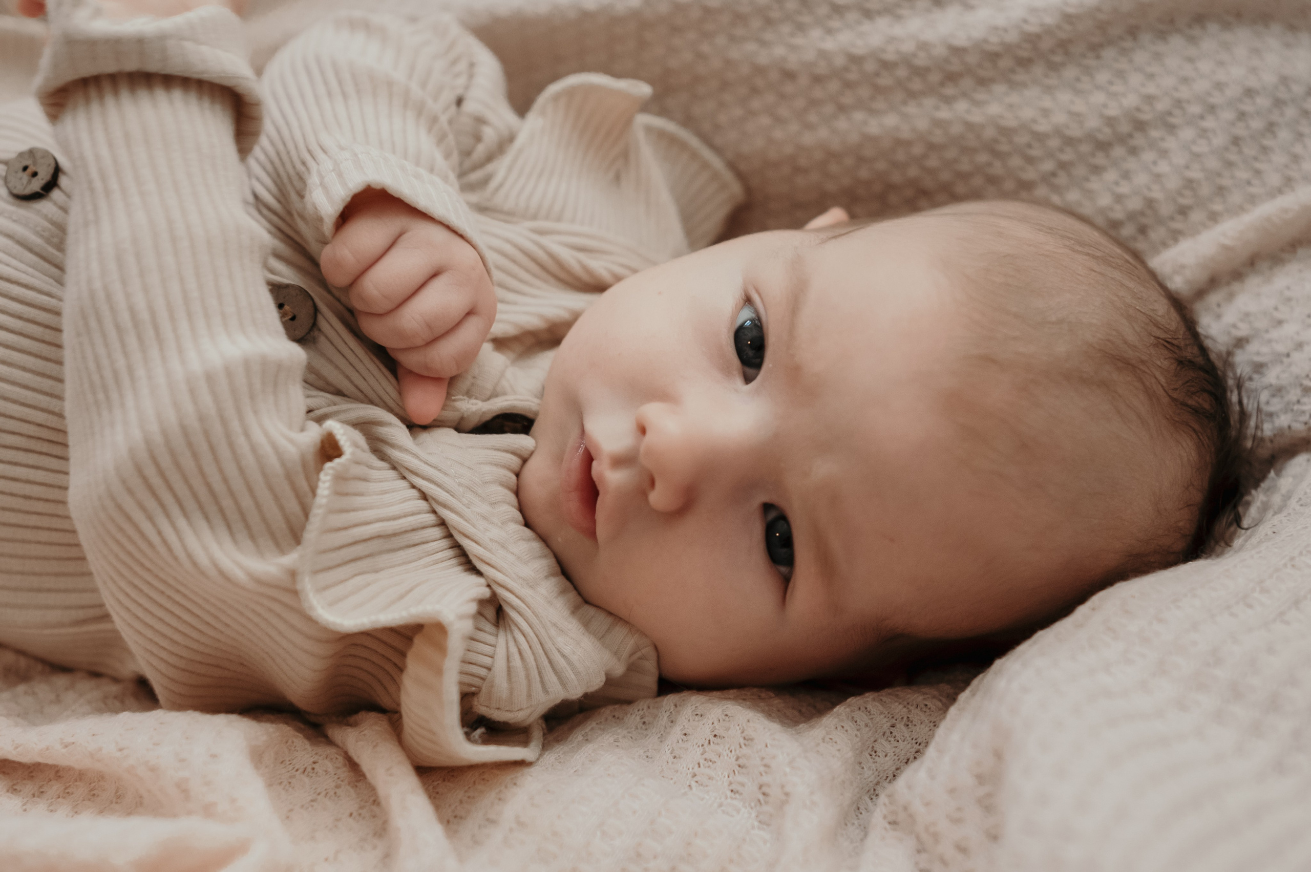 Isabelle. Maternity Newborn and Family photographer Hamburg Claire Hambley