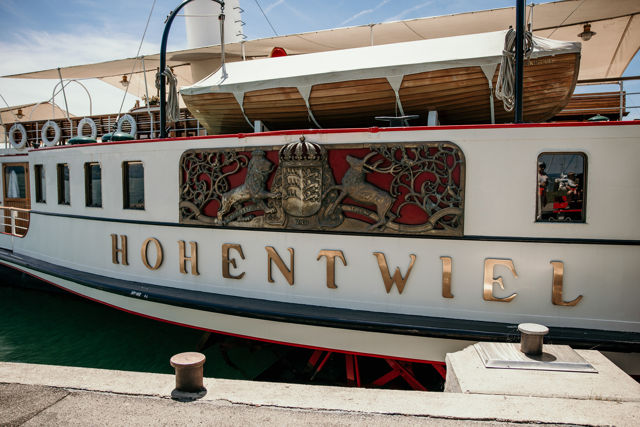 Schiff Hohentwiel wartet auf die Hochzeitsgesellschafft