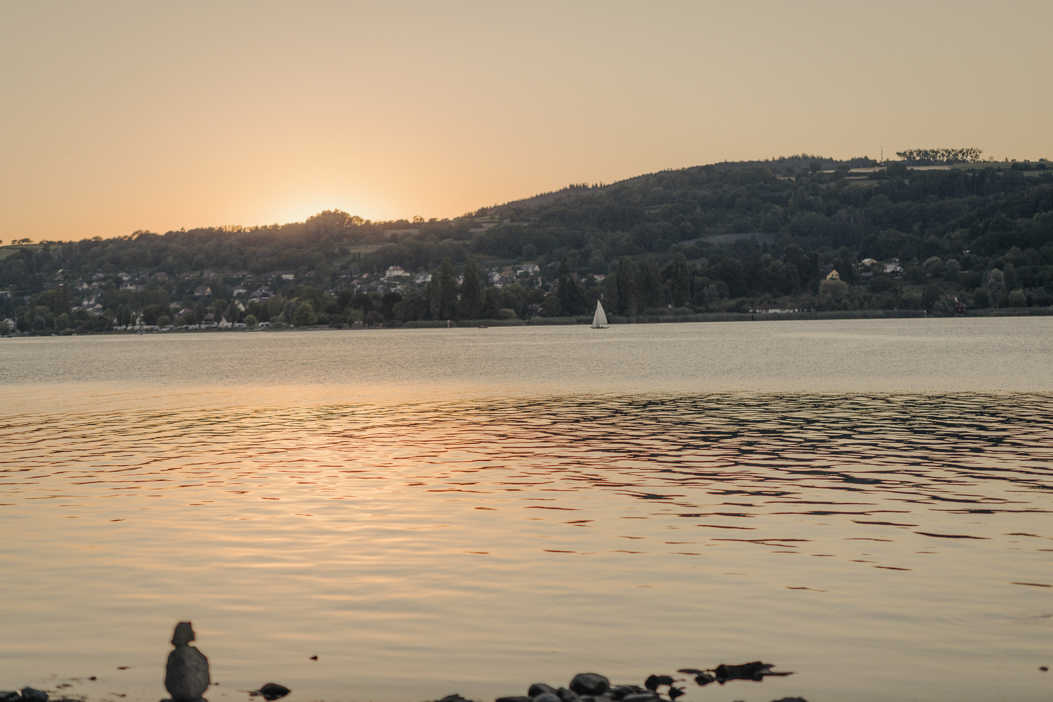 Verlobungsshooting Bodensee. Hochzeitsfotografie Schweiz