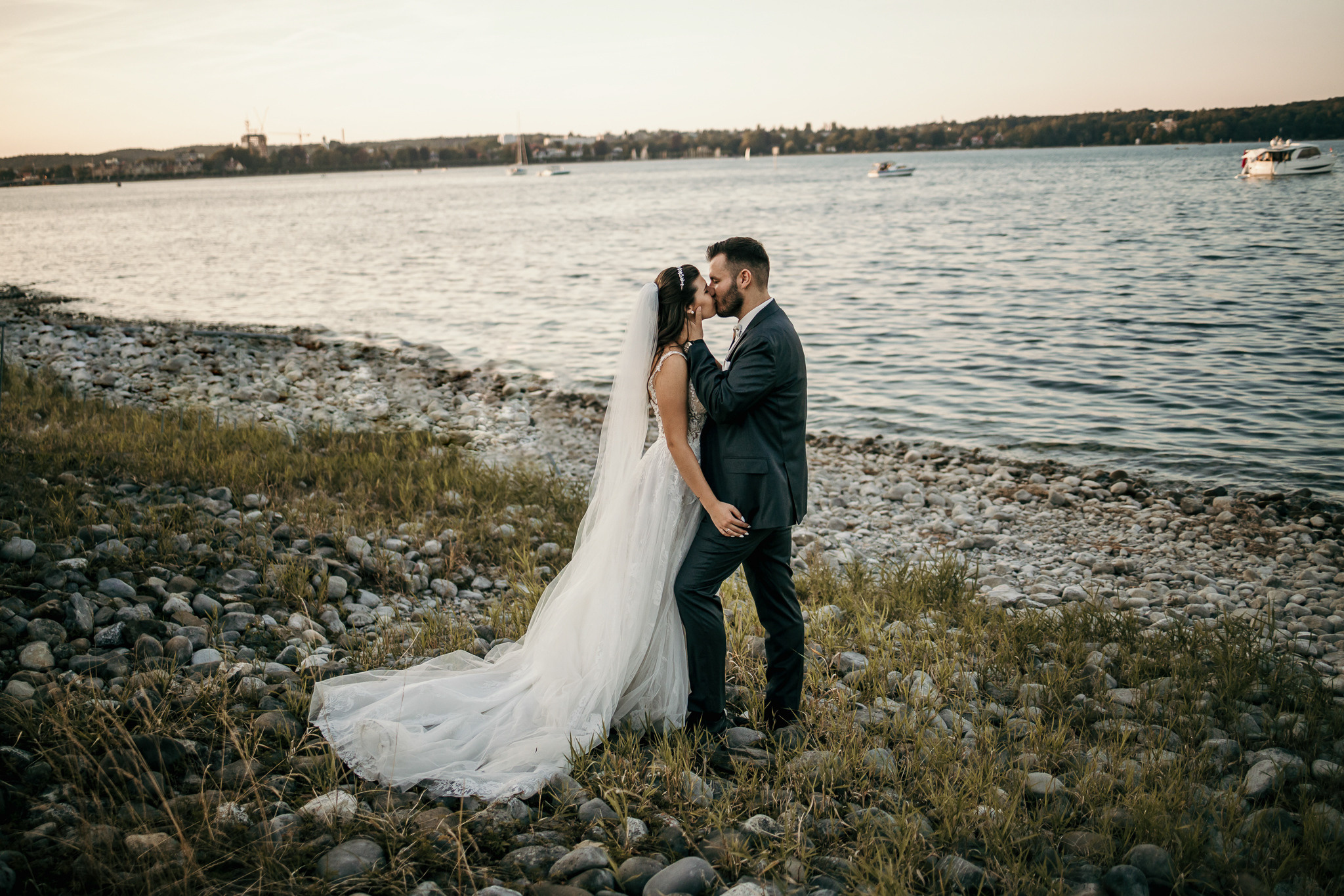 After Wedding Shooting Bodensee Kreuzlingen Seeburgpark. Hochzeitsfotografie Schweiz