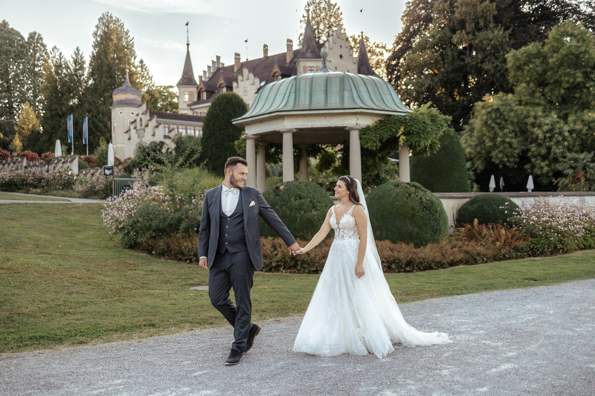After Wedding Shooting Bodensee Kreuzlingen Seeburgpark. Hochzeitsfotografie Schweiz