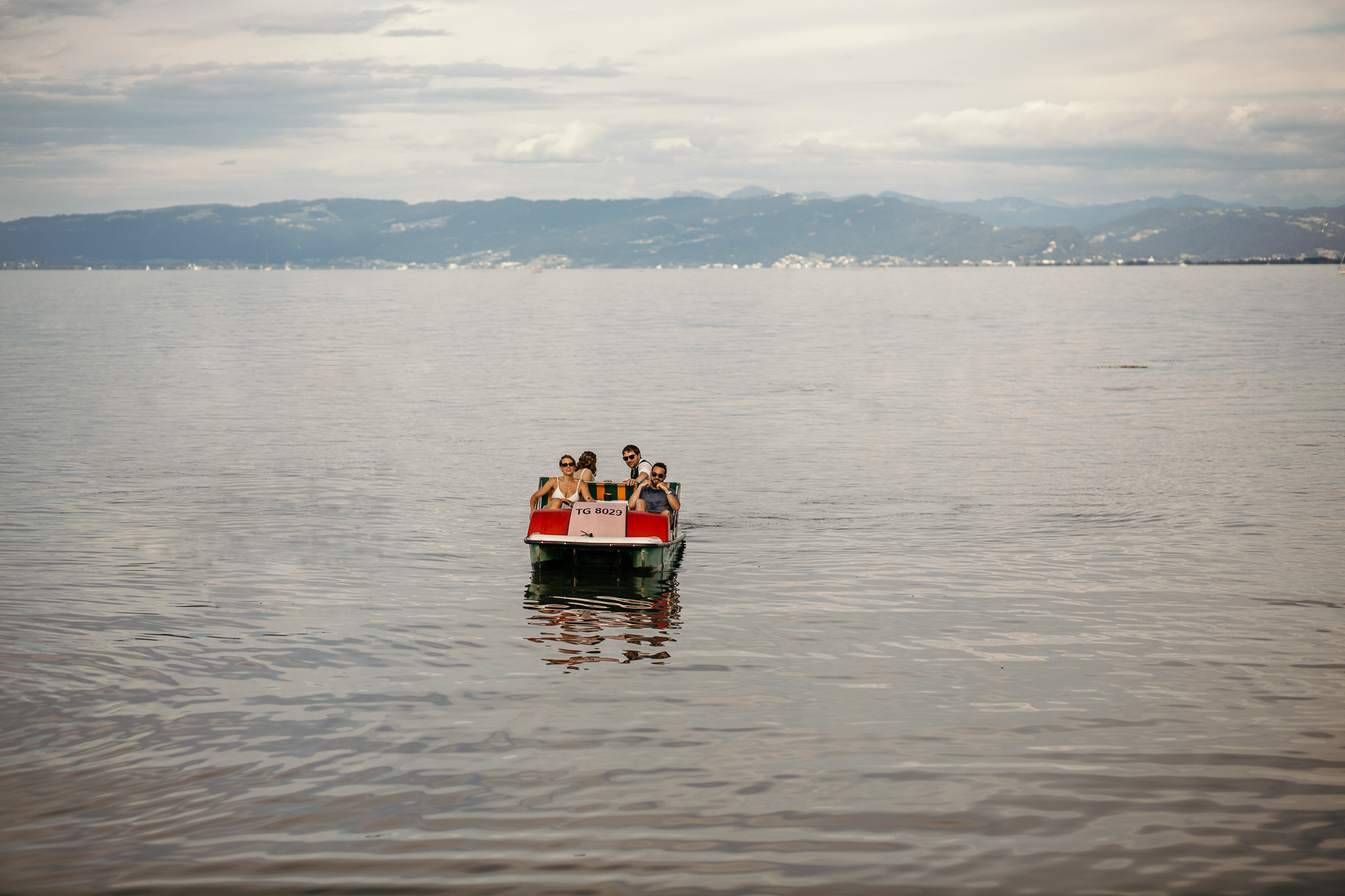 Hochzeit am Bodensee, Arbon, Schiff Hohentwiel. Hochzeitsfotografie Schweiz