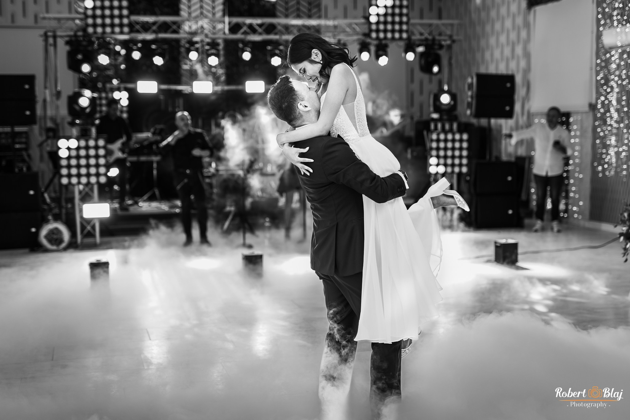 Zara & Iustin. Robert Blaj - Fotograf Nuntă Iași