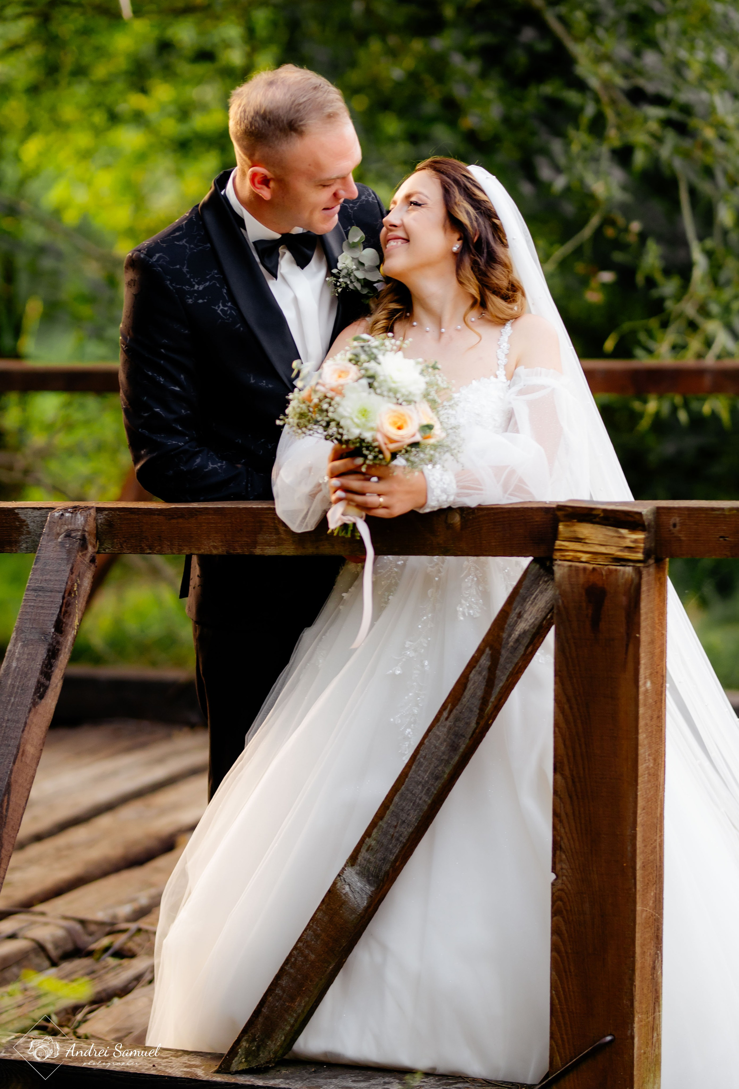 Anca & Daniel. Andrei Samuel – Fotograf București | Evenimente, Studio, Imobiliare, Produs