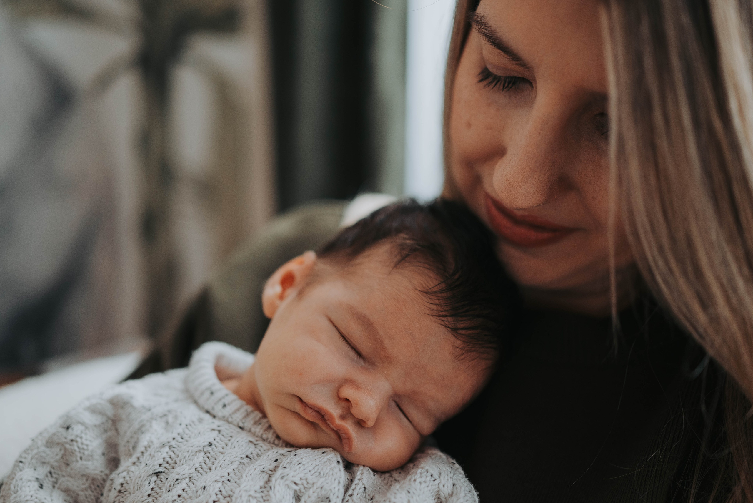 Vuk - fotografisanje bebe kod kuće. Dečiji i porodični fotograf