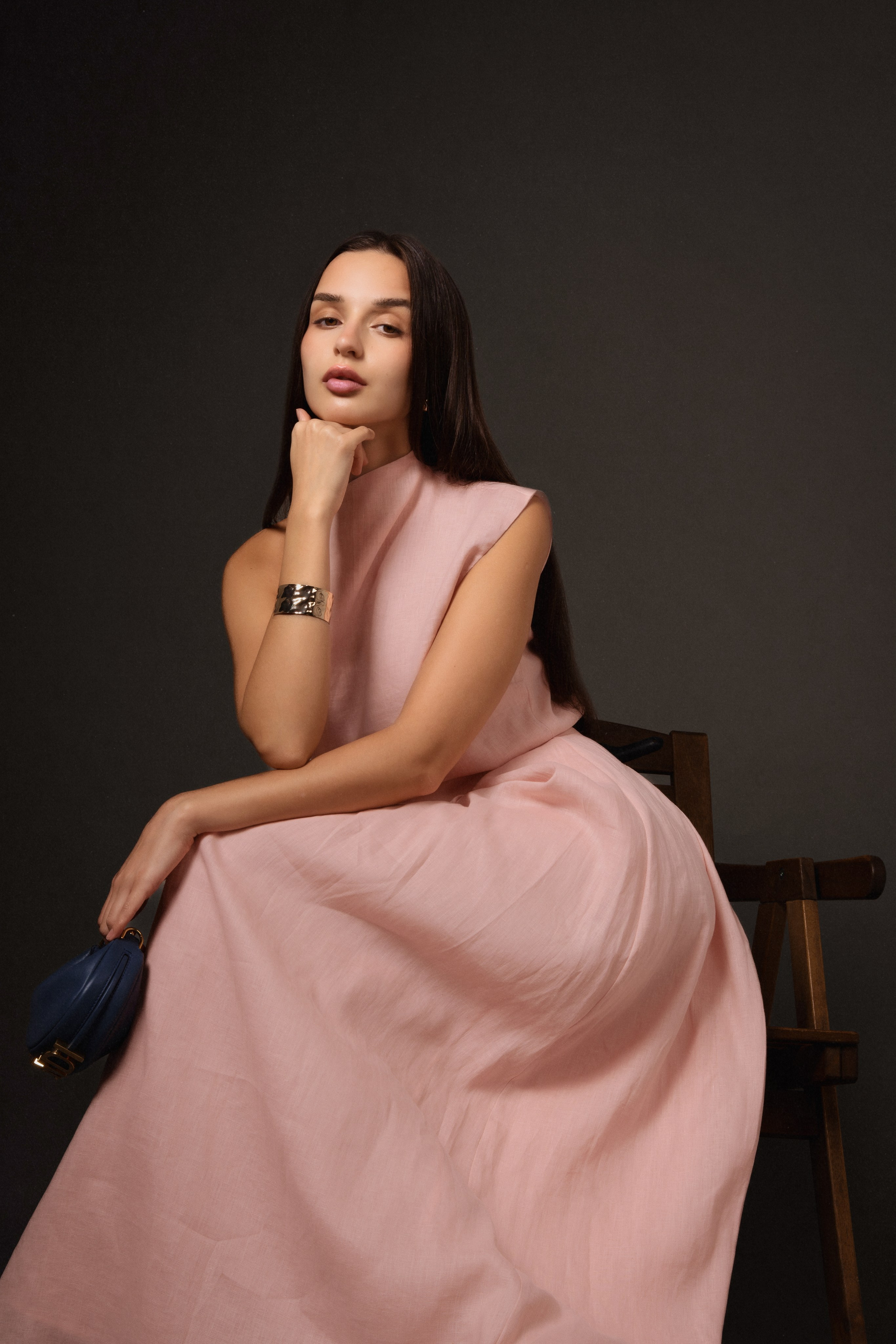 E-COMMERCE FASHION. “Thoughtfully built. Beautifully aligned.”