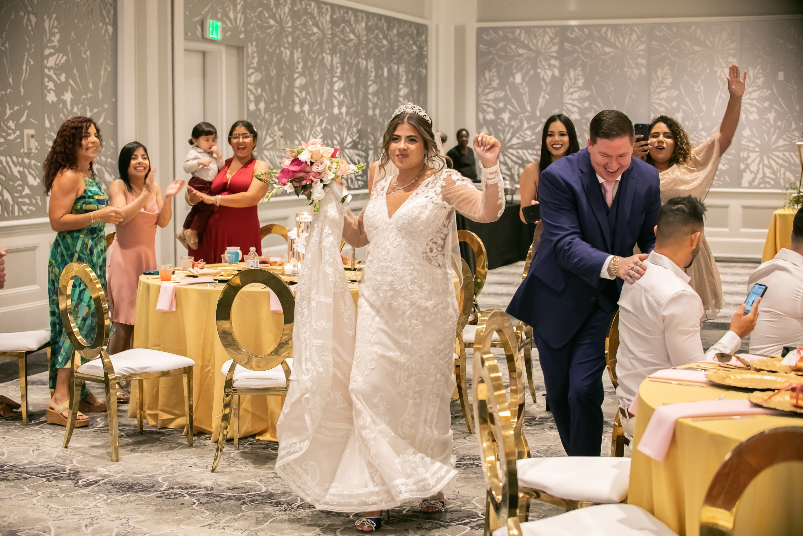 Wedding in The Lue Gardens intimate wedding photography. Lana Photography — Wedding & Family Photographer in Florida & Beyond