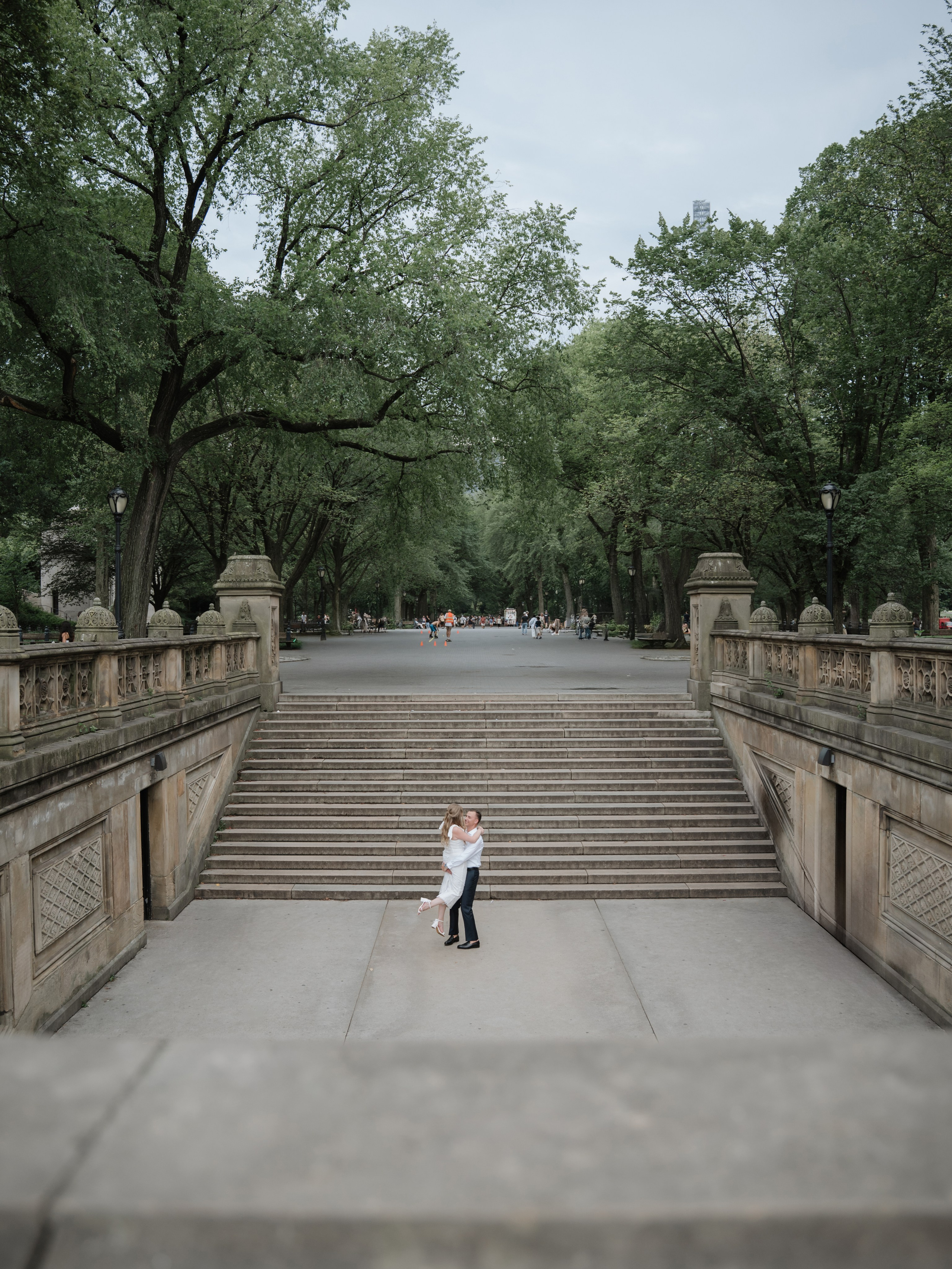 Engagement in Central Park. Portrait and wedding photographer in New York