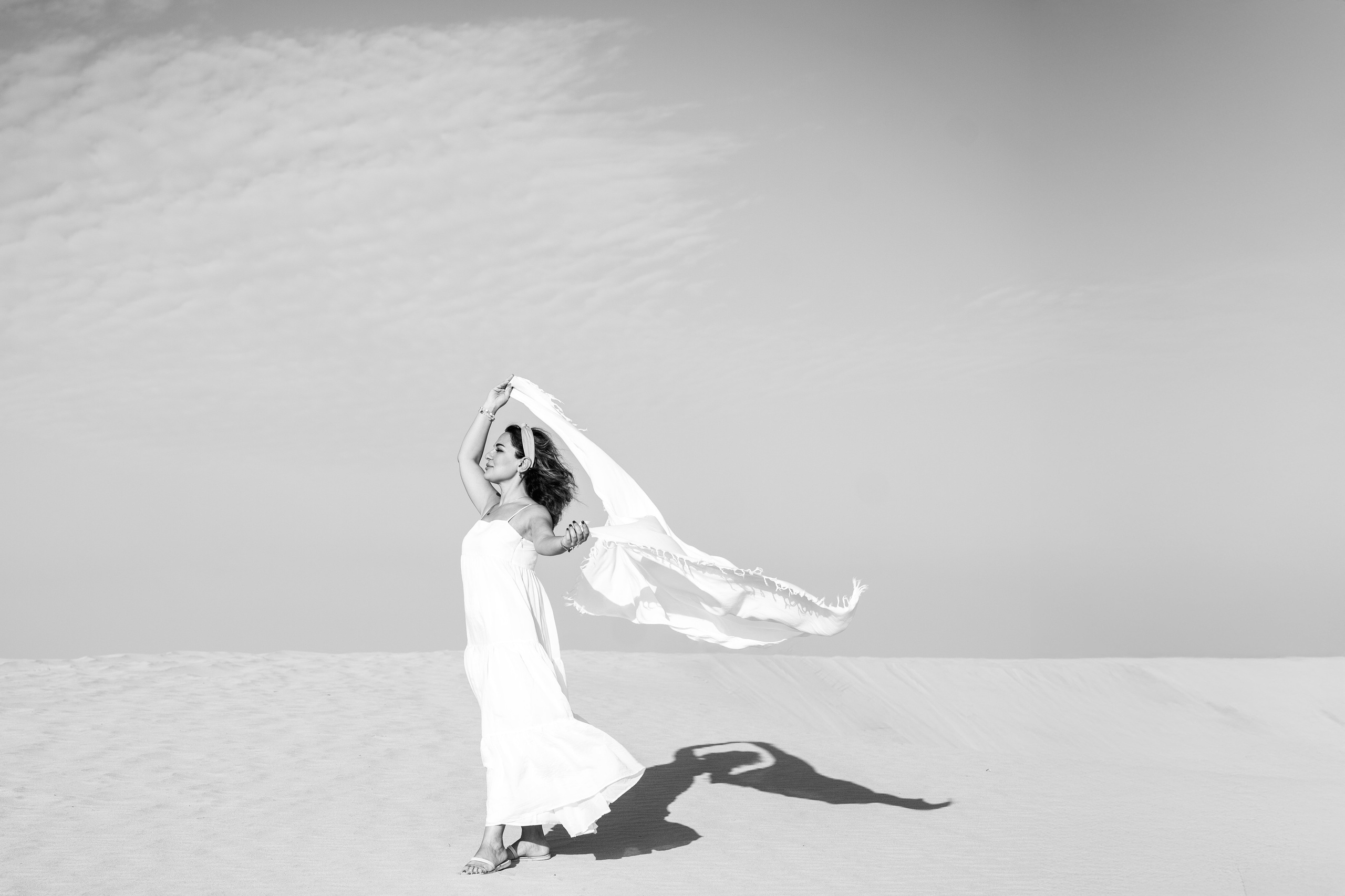 Desert Photoshoot in Abu Dhabi — Magic of Light, Wind & Emotion. Mariia Safronova is your photographer in Abu Dhabi and Dubai