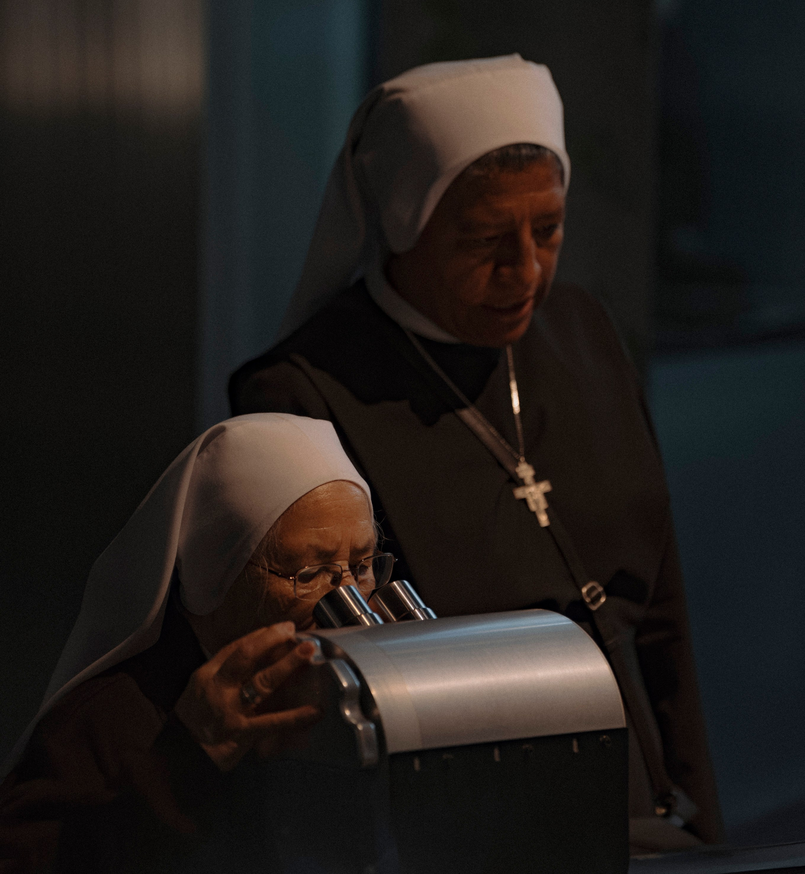 ЕВРОТУР. Стрит-фотография, полная абсурда, идиотизма и красоты