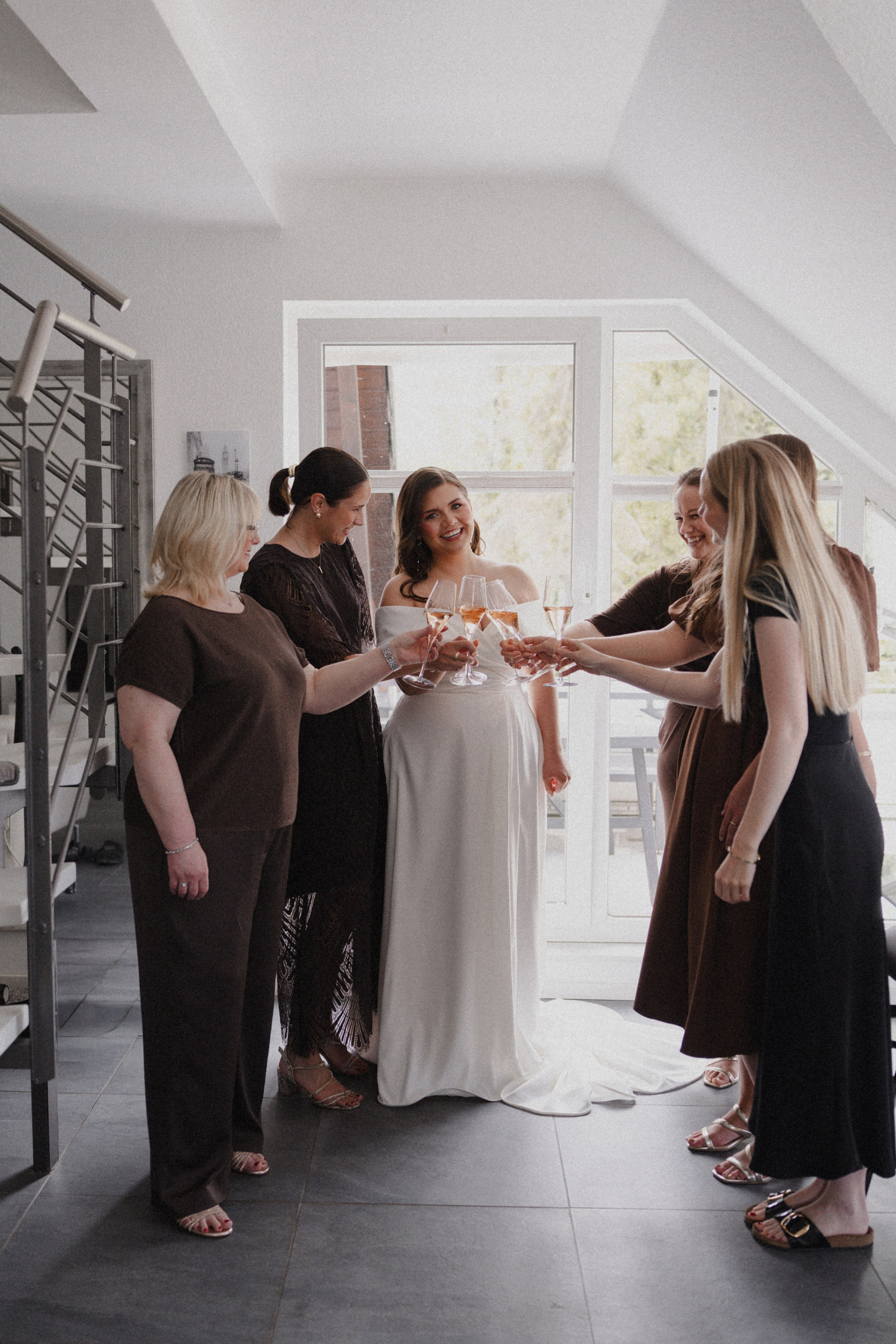 Jessica & Felix I Gesellschaft Harmonie Bochum. Hochzeitsfotografin Bochum | Halyna Reiche Fotografie NRW