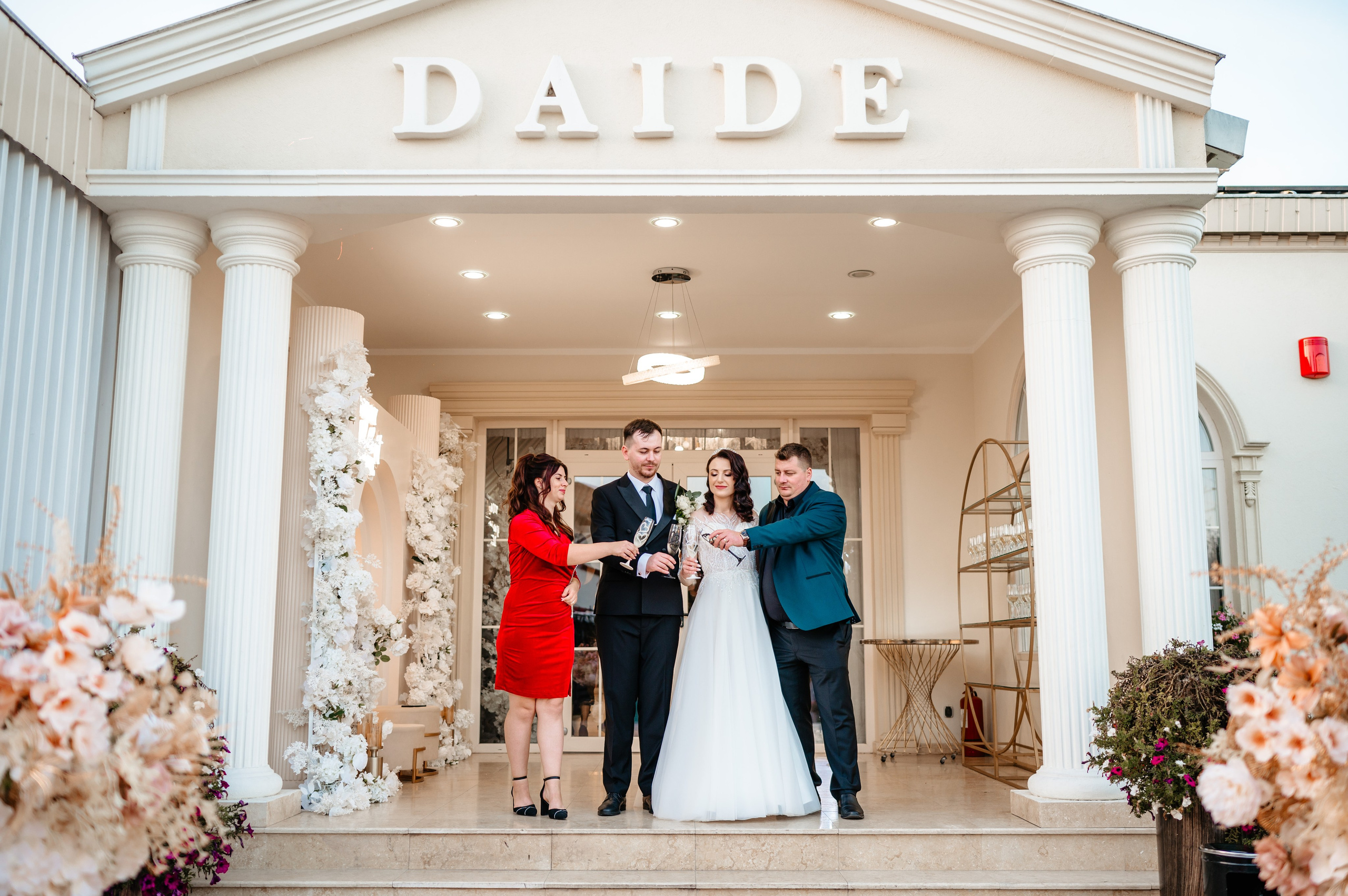 Claudia & Catalin. Mariusclaudiucojocaru.wfolio.pro