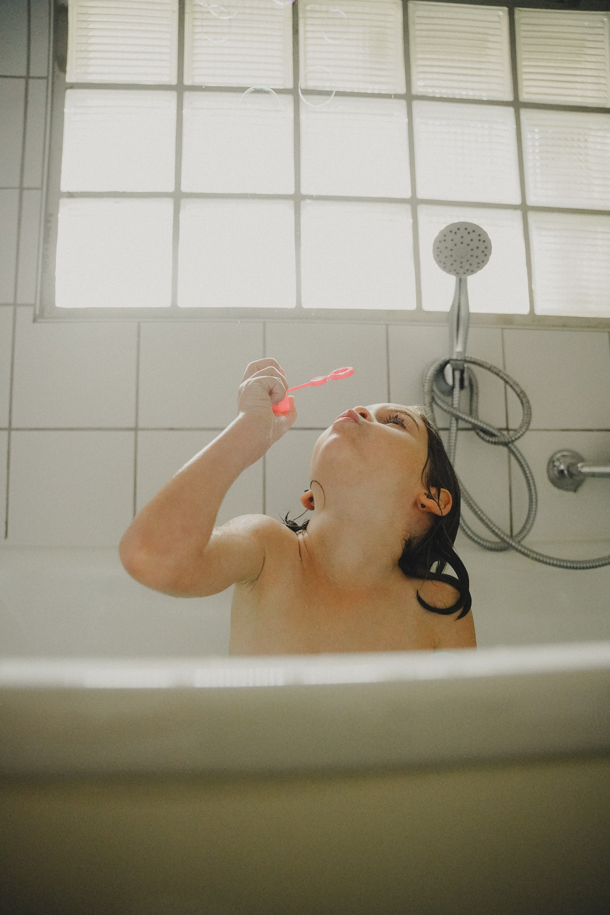 RITRATTO | LIFESTYLE | REPORTAGE. Svitlana Miahka fotografa a Genova