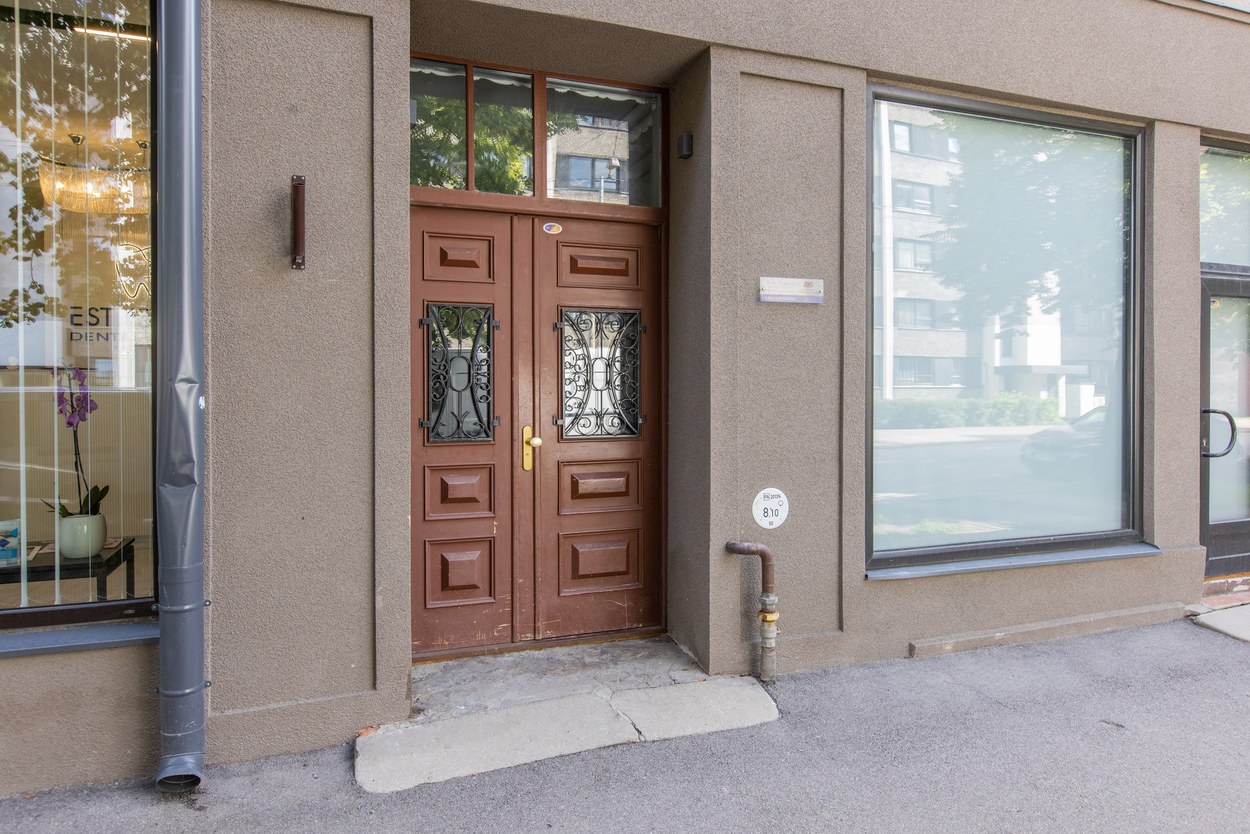 DZĪVOKLIS B. Sākums