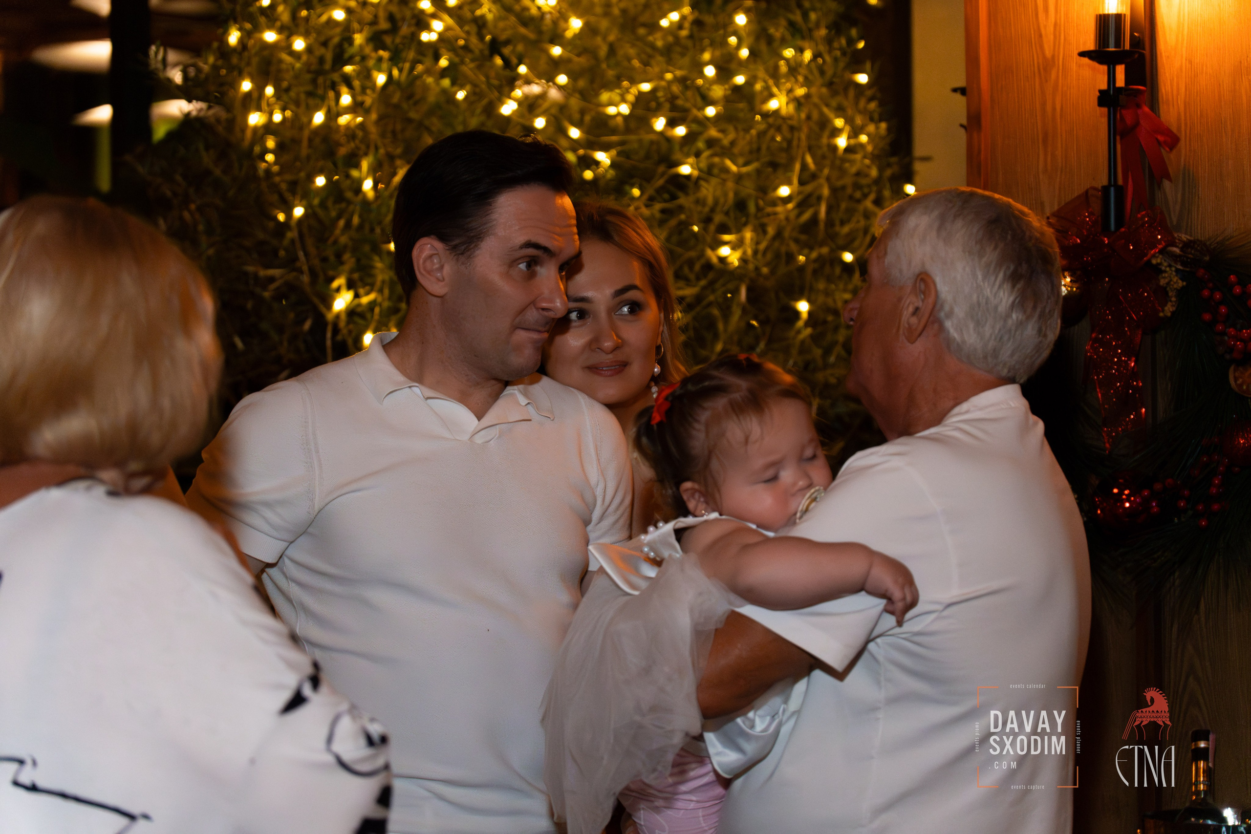 Новогодняя вечеринка | Фоторепортаж | Афиша | DAVAYSXODIM.com PHUKET. АФИША|ФОТОРЕПОРТАЖИ|ИВЕНТЫ|ПХУКЕТ